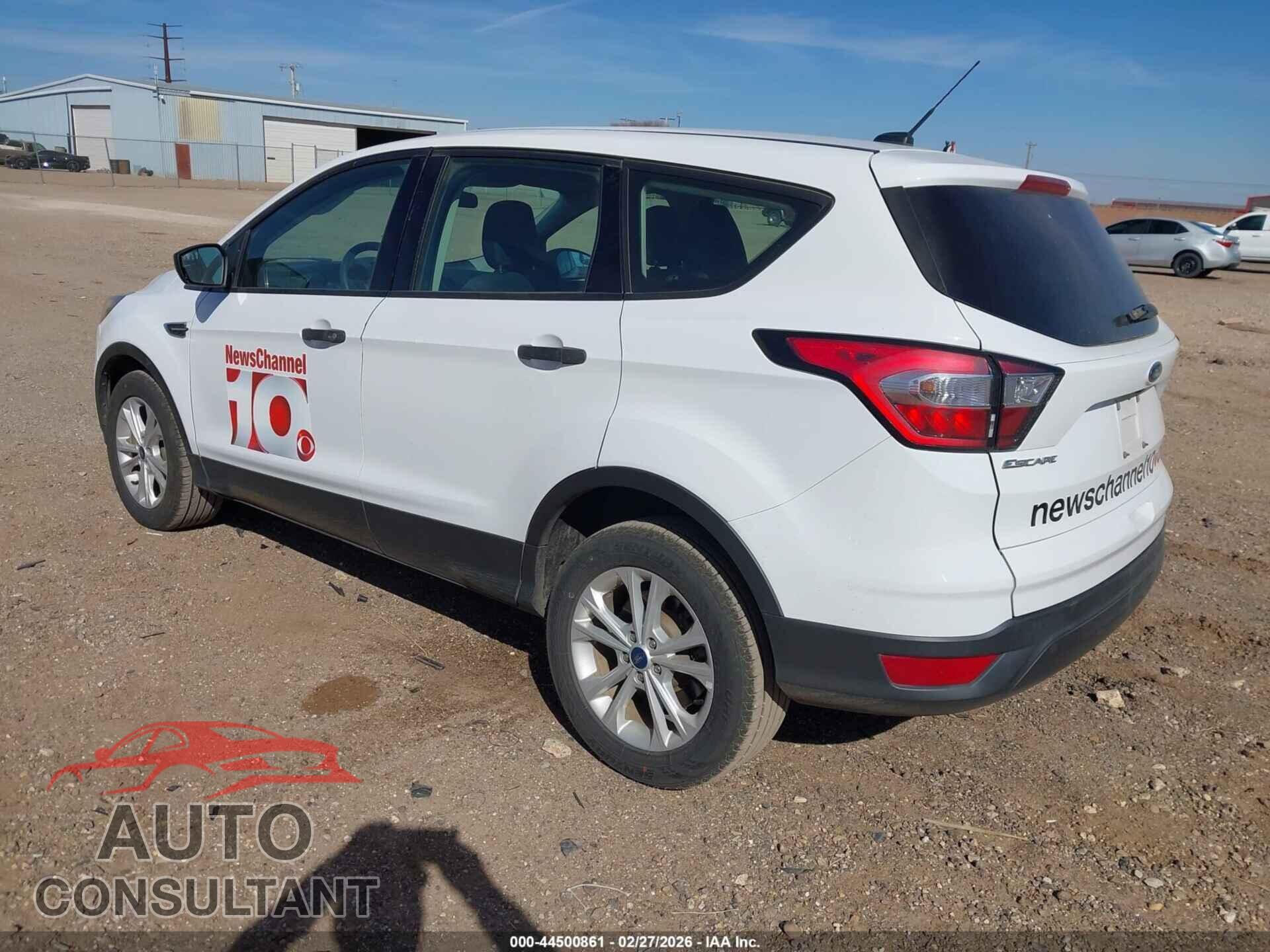 FORD ESCAPE 2018 - 1FMCU0F76JUD29393