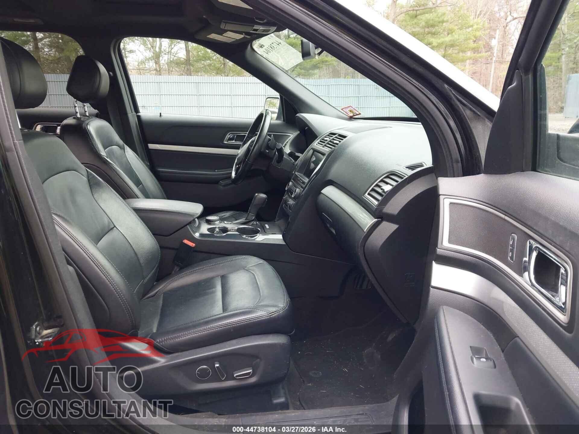 FORD EXPLORER 2017 - 1FM5K8D80HGC59519
