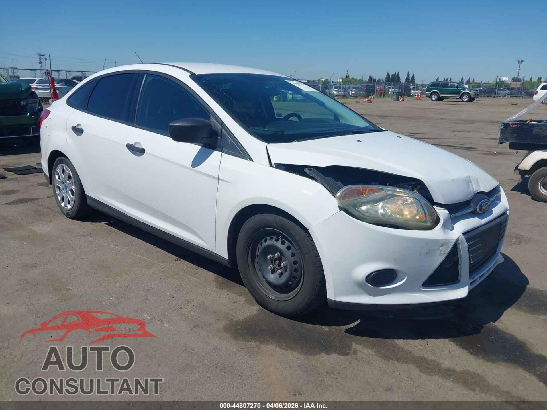 FORD FOCUS 2014 - 1FADP3E26EL330584