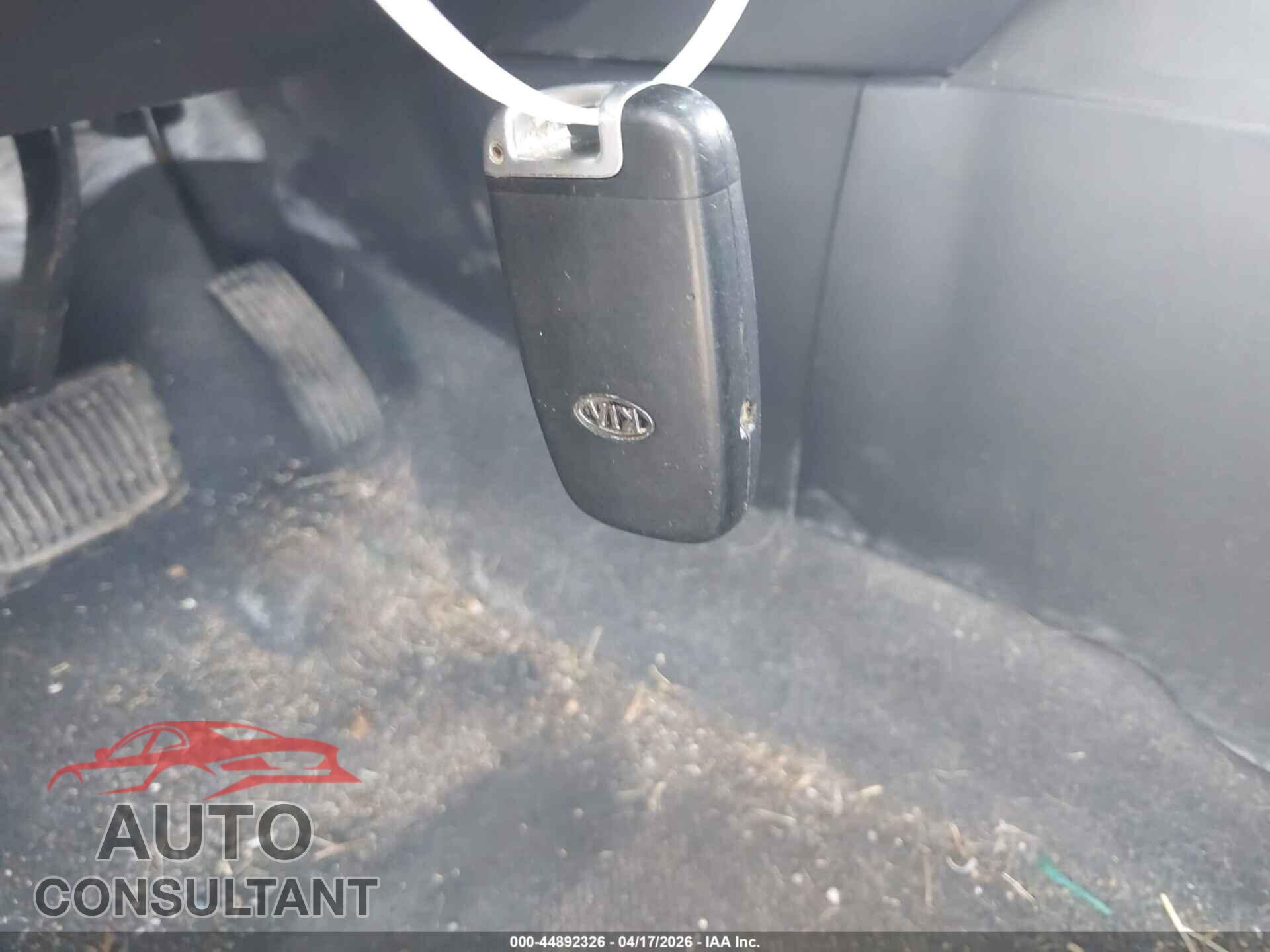 KIA SOUL 2011 - KNDJT2A23B7724363
