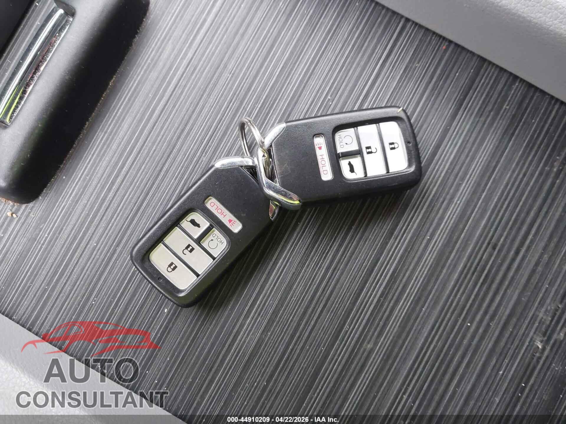 HONDA PILOT 2018 - 5FNYF5H39JB005407