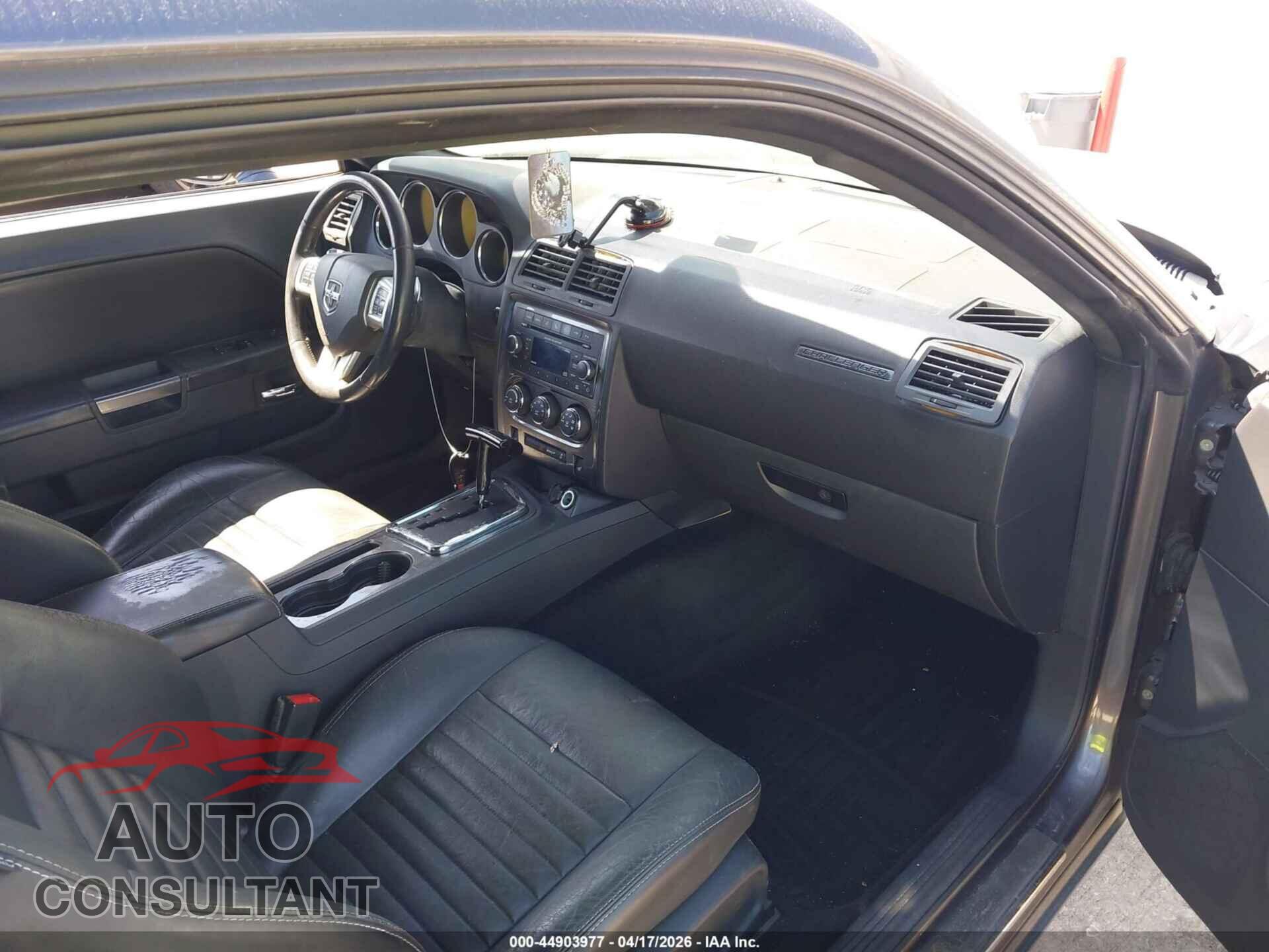 DODGE CHALLENGER 2013 - 2C3CDYAGXDH646843