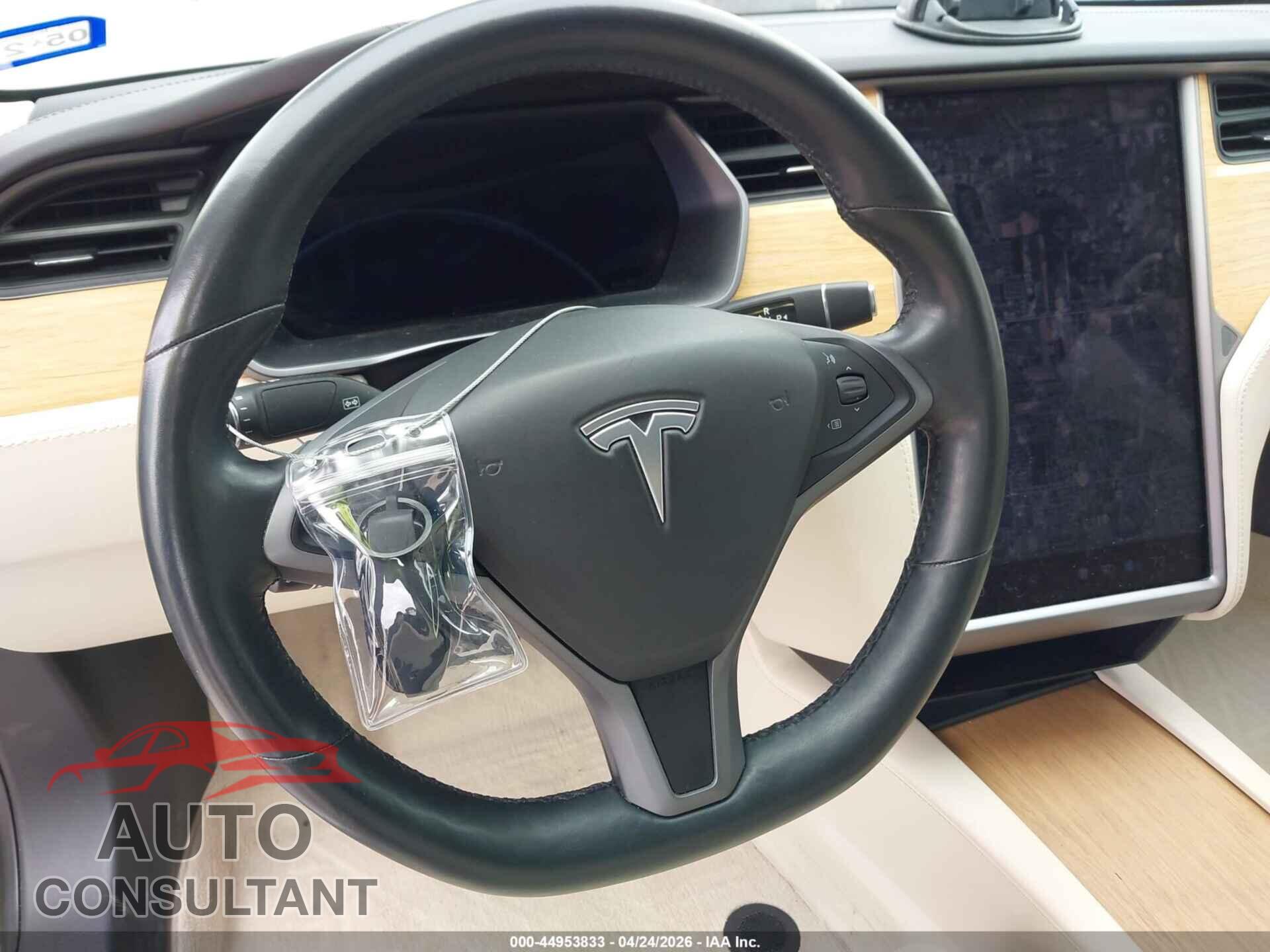 TESLA MODEL S 2018 - 5YJSA1E27JF272151