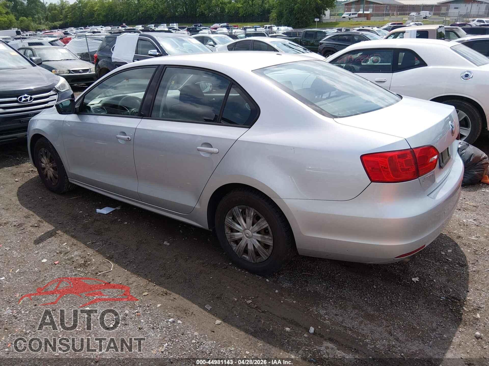 VOLKSWAGEN JETTA 2012 - 3VW2K7AJXCM463720