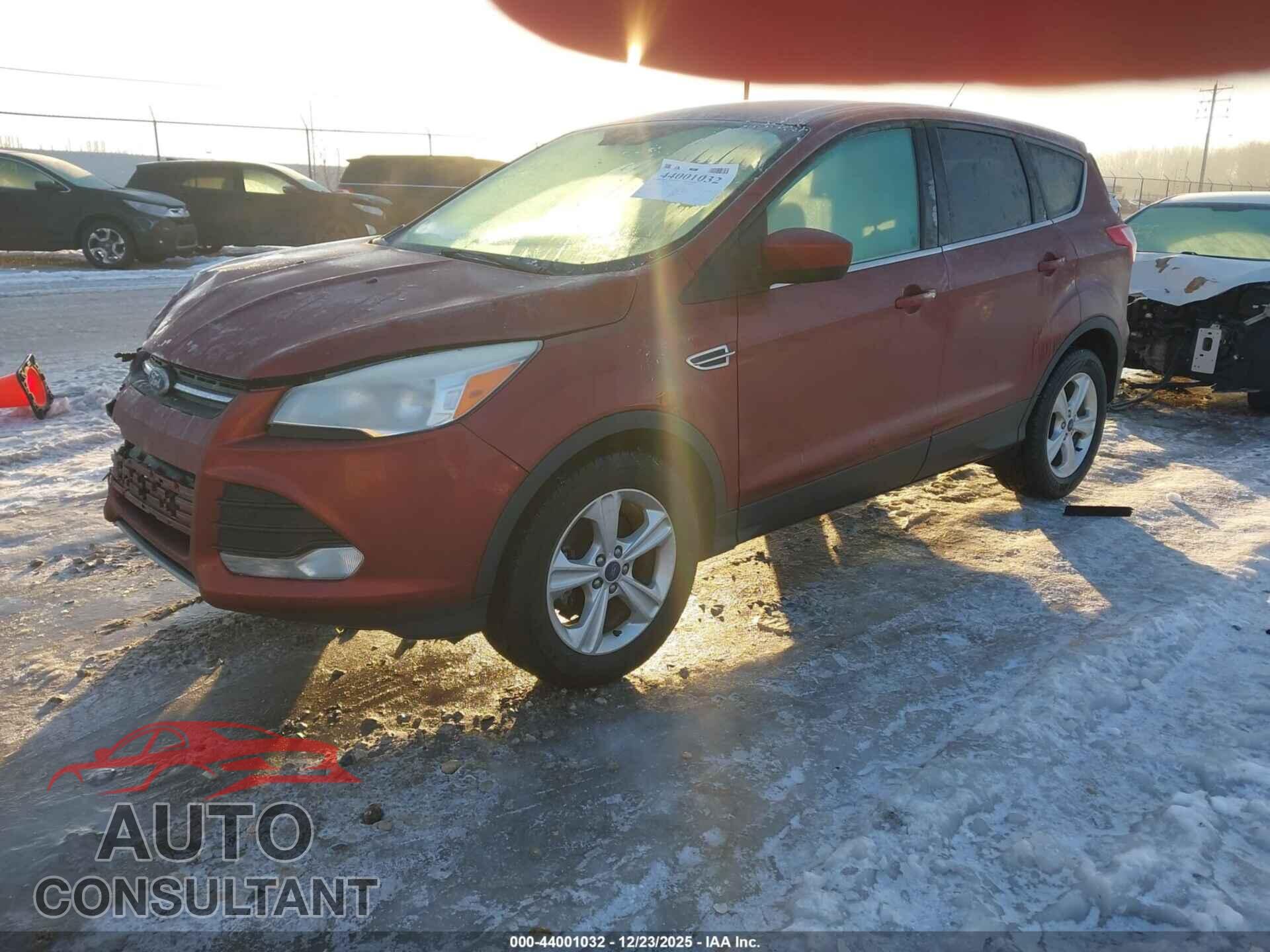 FORD ESCAPE 2015 - 1FMCU0G72FUC63012