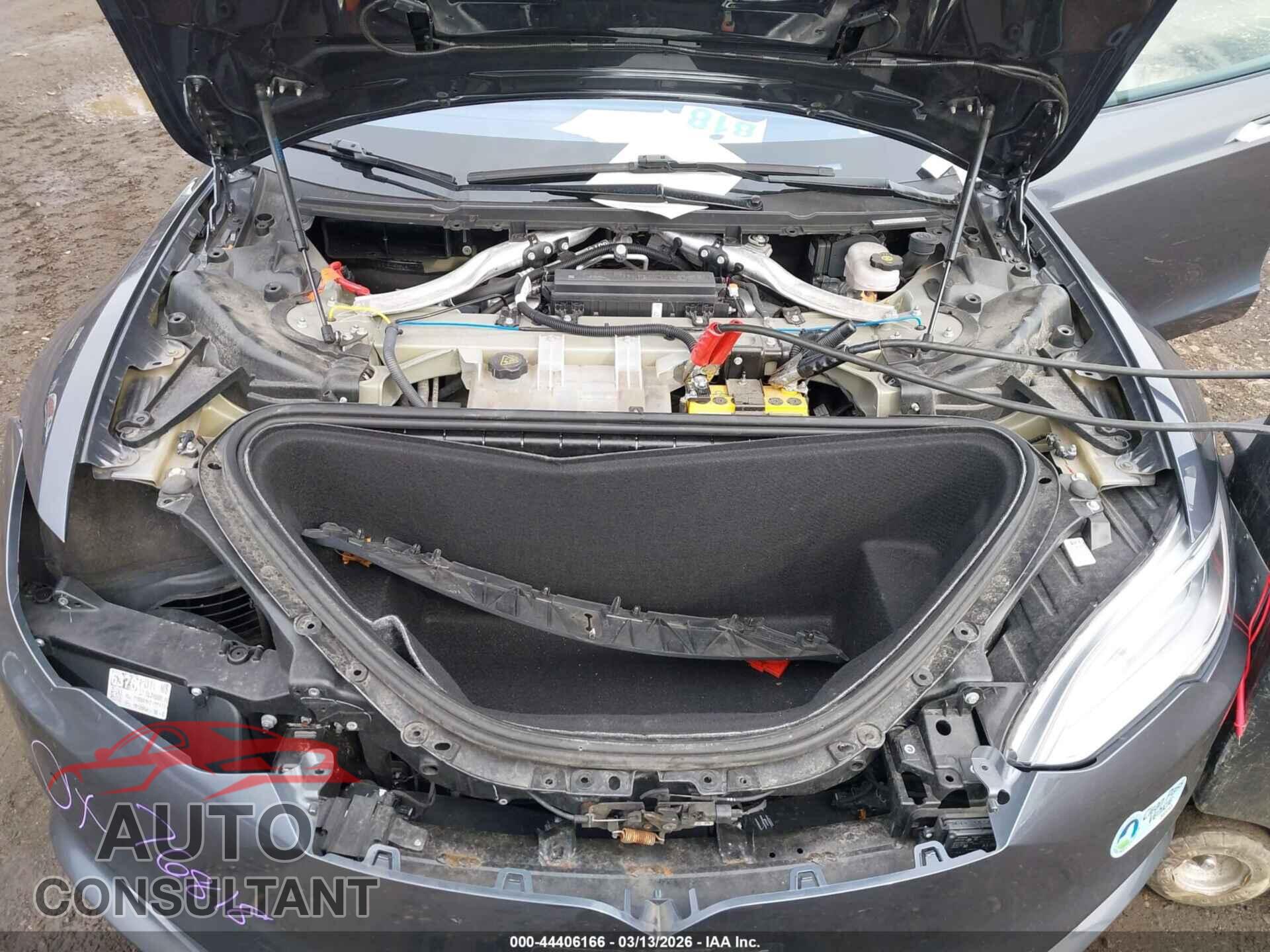 TESLA MODEL S 2020 - 5YJSA1E2XLF369976