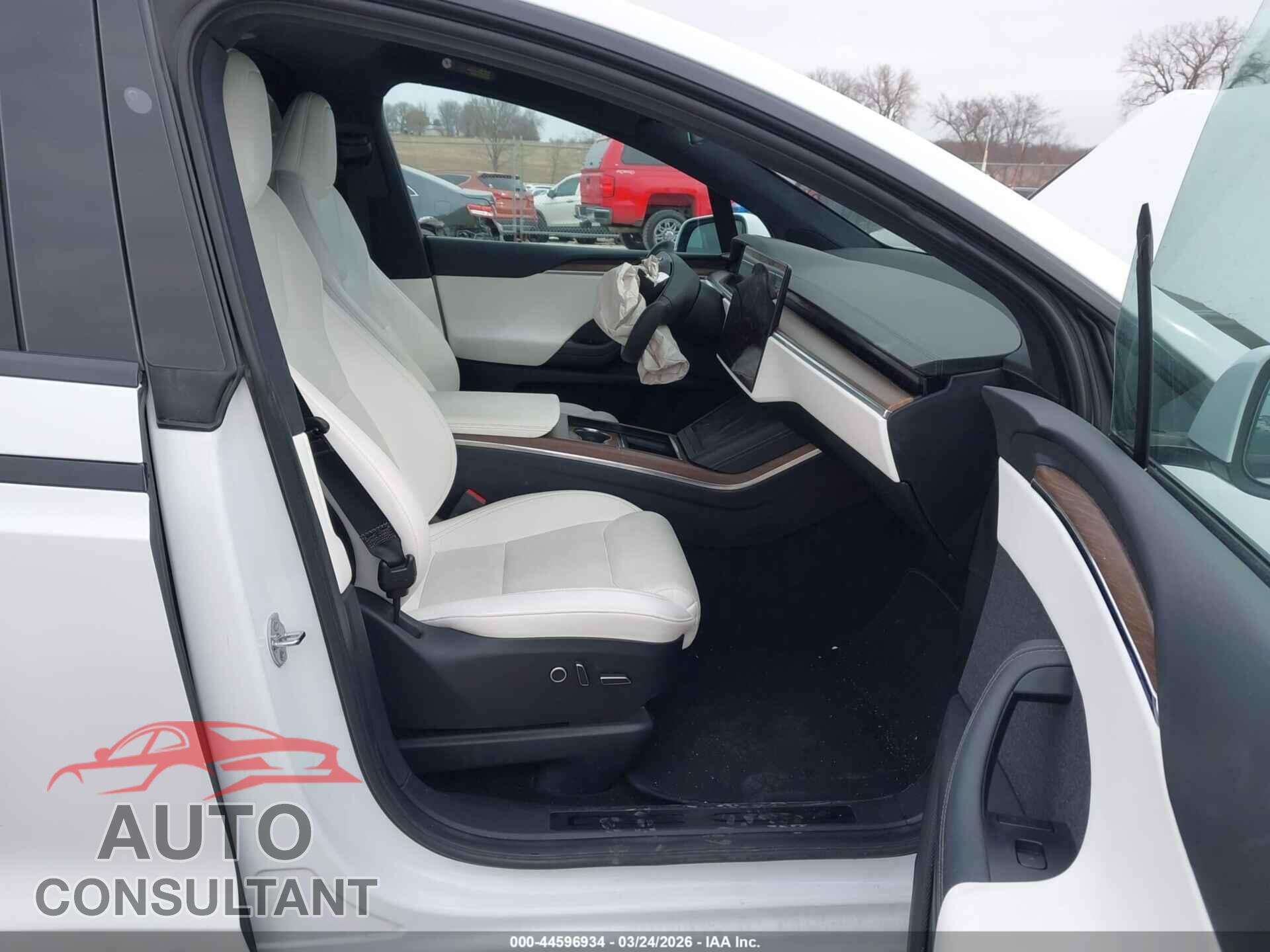 TESLA MODEL X 2023 - 7SAXCDE59PF371609