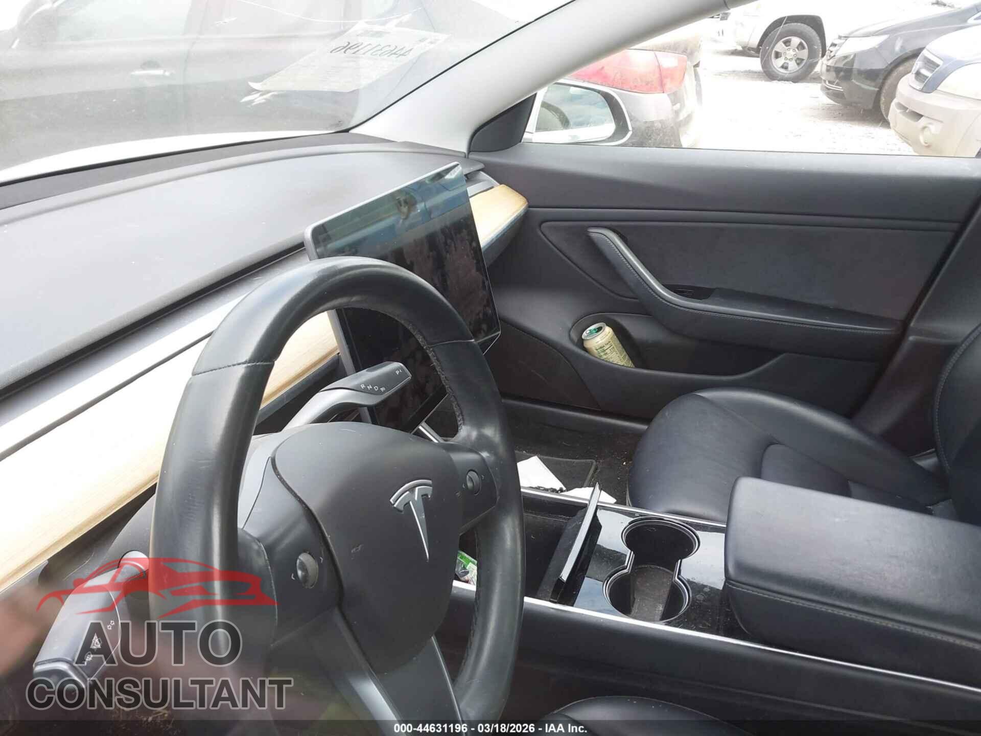 TESLA MODEL 3 2018 - 5YJ3E1EA5JF019149