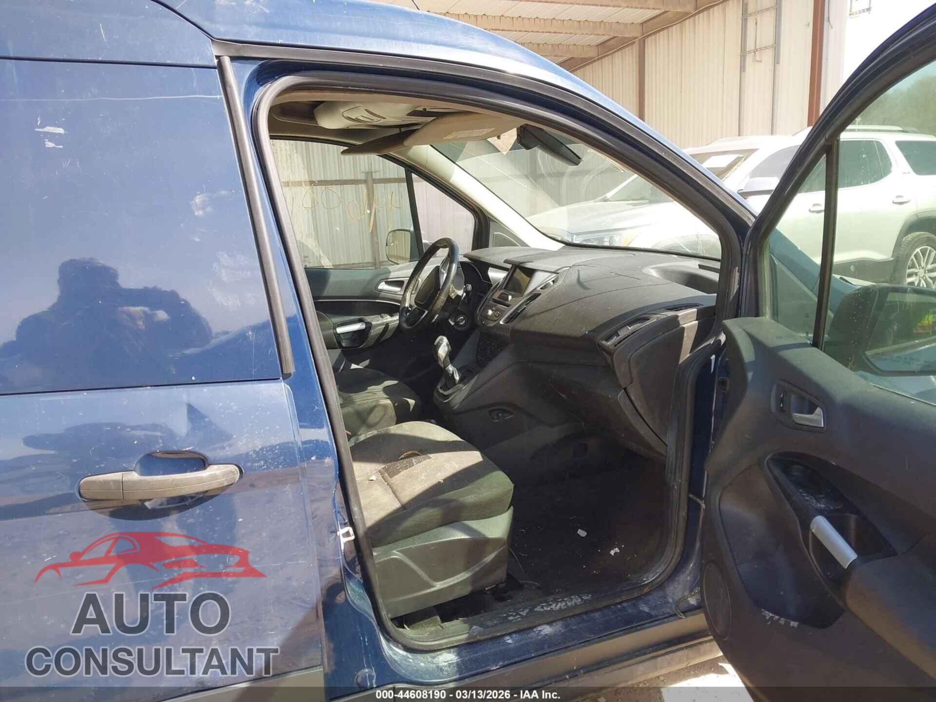FORD TRANSIT CONNECT 2017 - NM0LS7F77H1297520