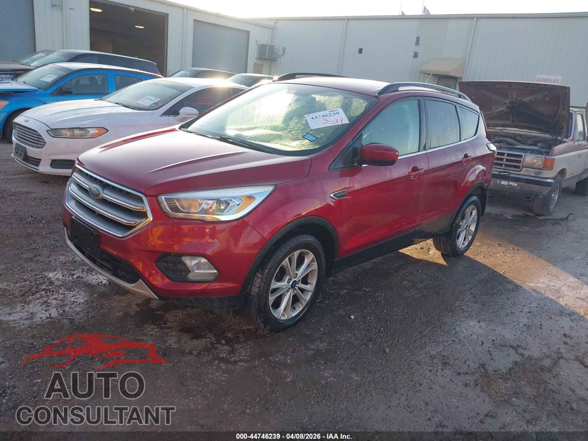 FORD ESCAPE 2017 - 1FMCU0G90HUE94351
