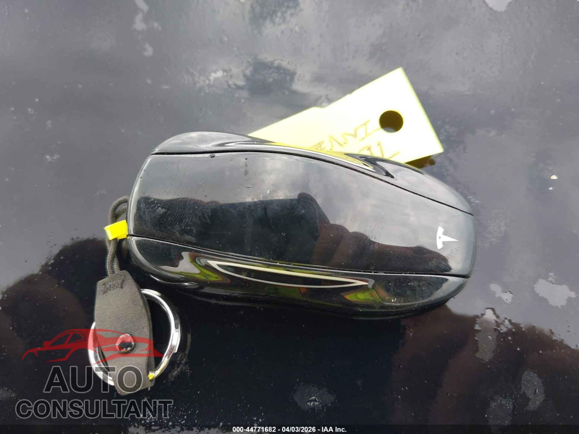 TESLA MODEL Y 2026 - 7SAYGDEE5TA492282