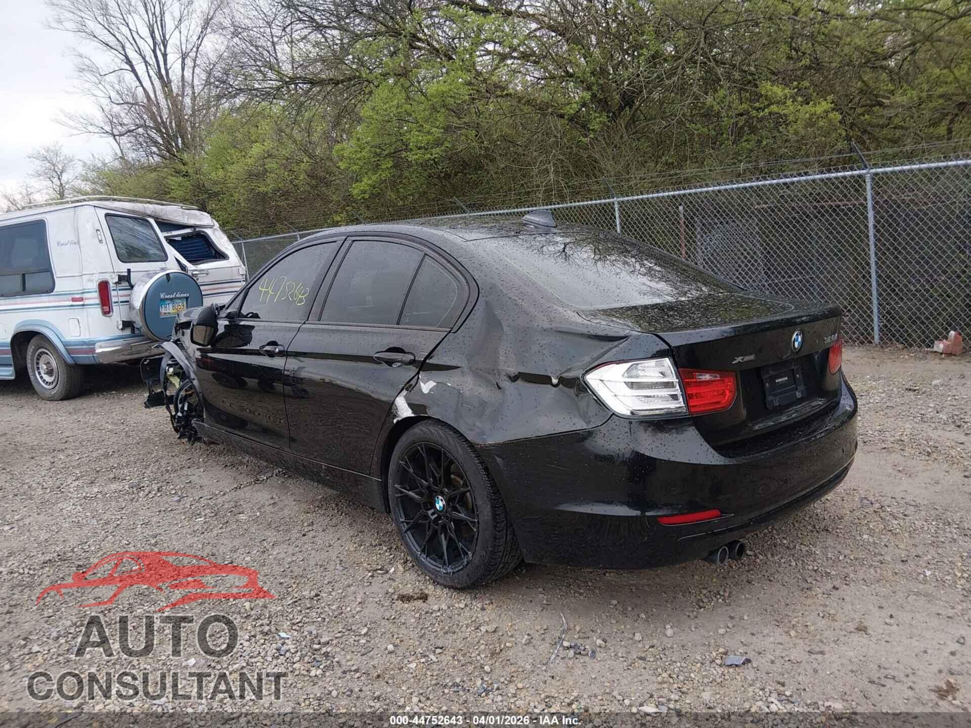 BMW 328I 2014 - WBA3B5G57ENS07563