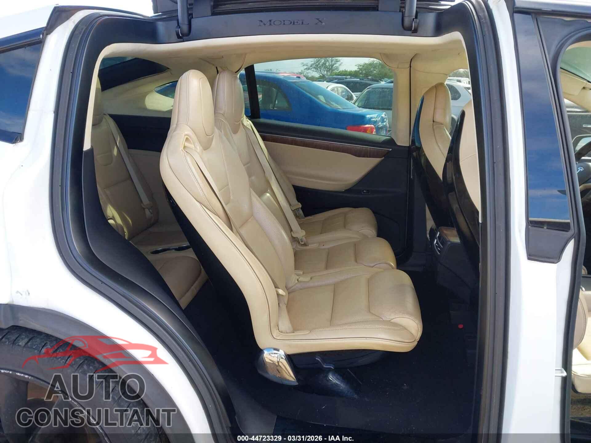 TESLA MODEL X 2016 - 5YJXCAE4XGFS00323