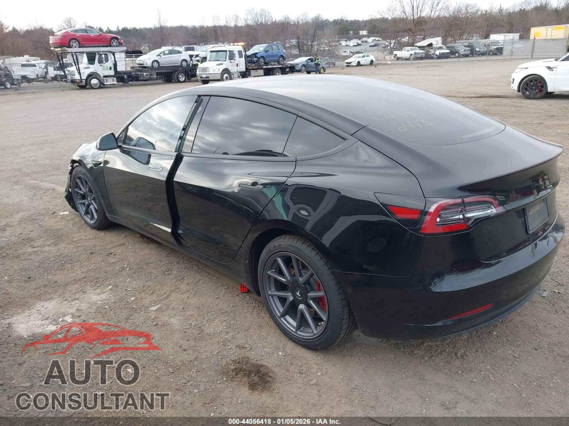 TESLA MODEL 3 2019 - 5YJ3E1EB0KF211718