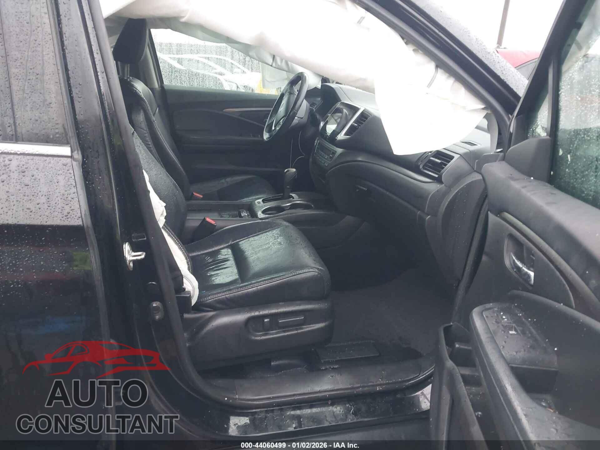 HONDA PILOT 2018 - 5FNYF6H58JB054816