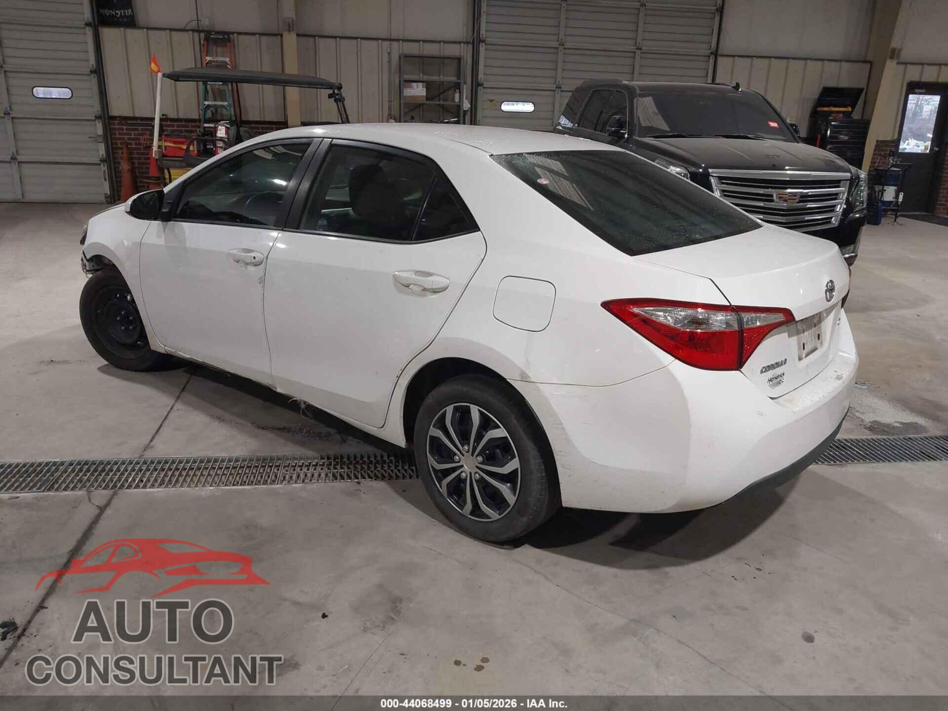 TOYOTA COROLLA 2015 - 2T1BURHE9FC444445