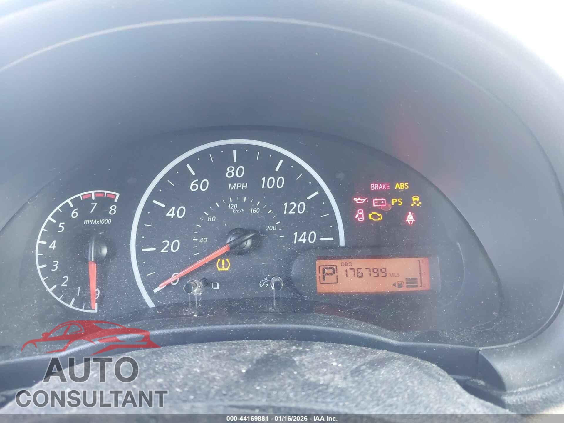 NISSAN VERSA 2017 - 3N1CN7AP3HL881295