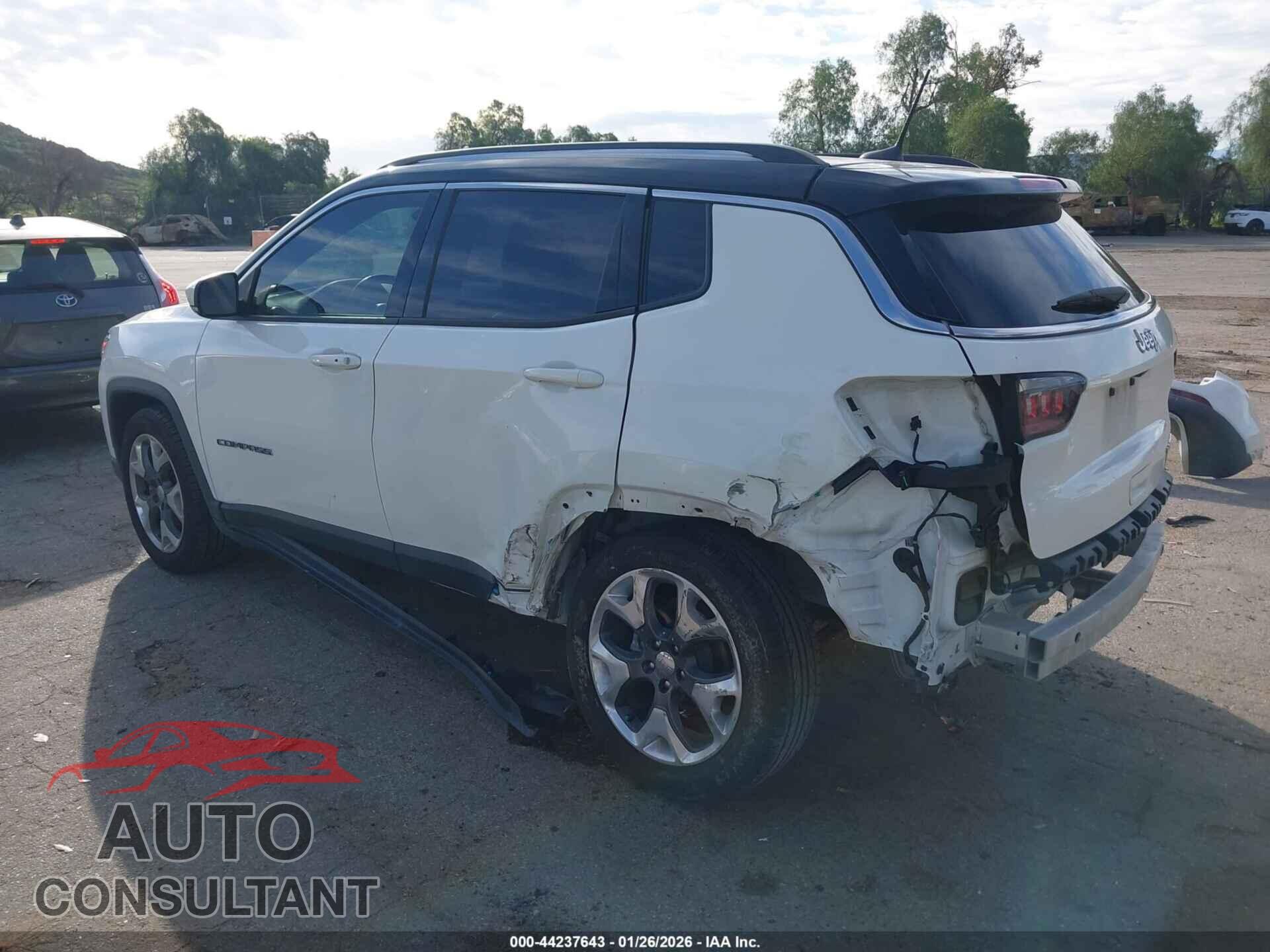 JEEP COMPASS 2019 - 3C4NJCCB4KT637450