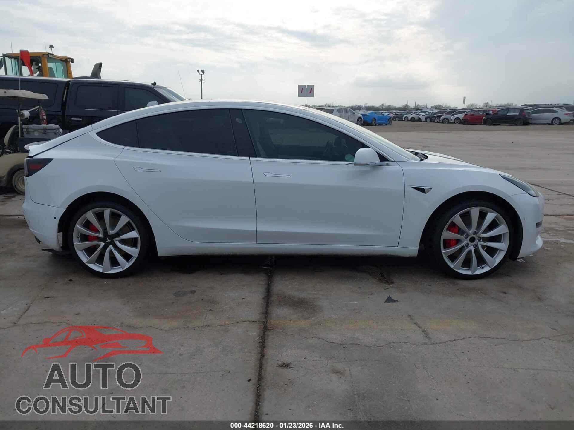 TESLA MODEL 3 2018 - 5YJ3E1EB3JF074630
