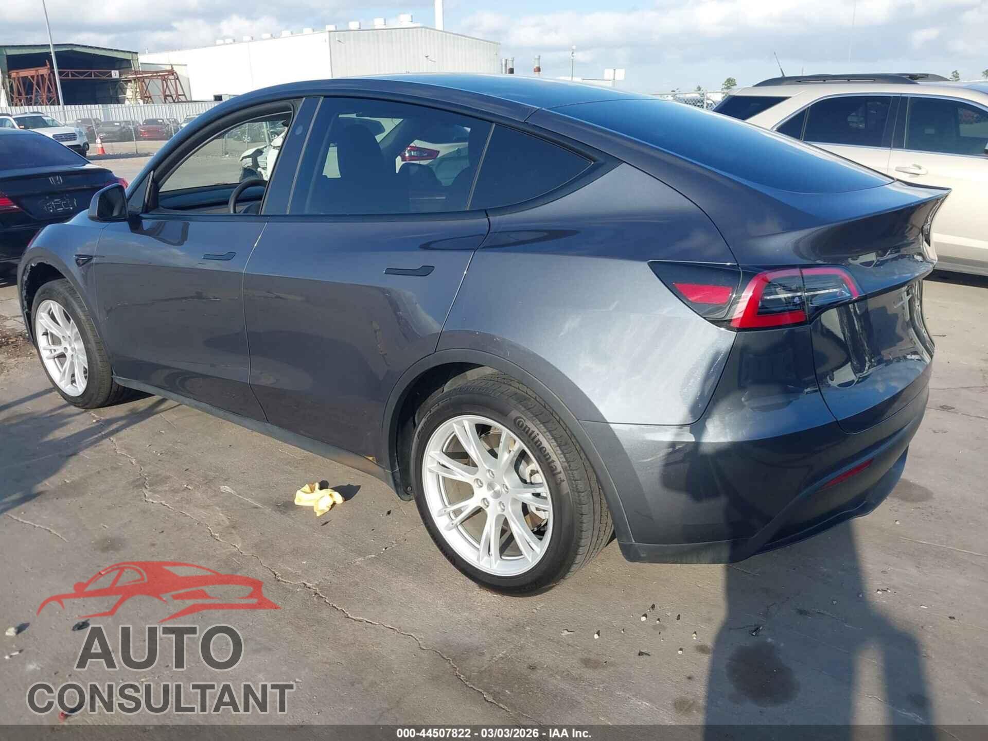 TESLA MODEL Y 2023 - 7SAYGDED1PF956099
