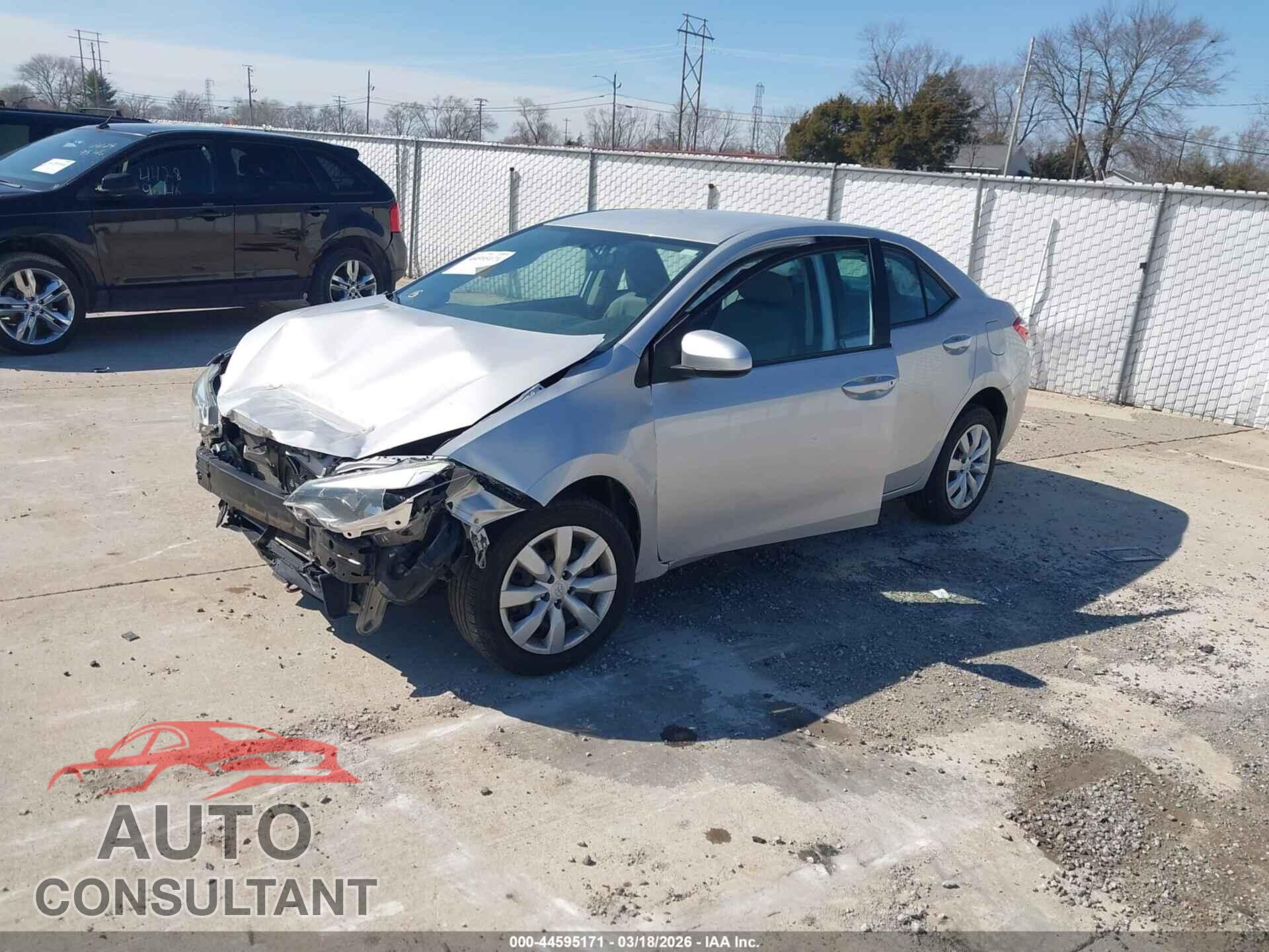 TOYOTA COROLLA 2015 - 5YFBURHE8FP229154