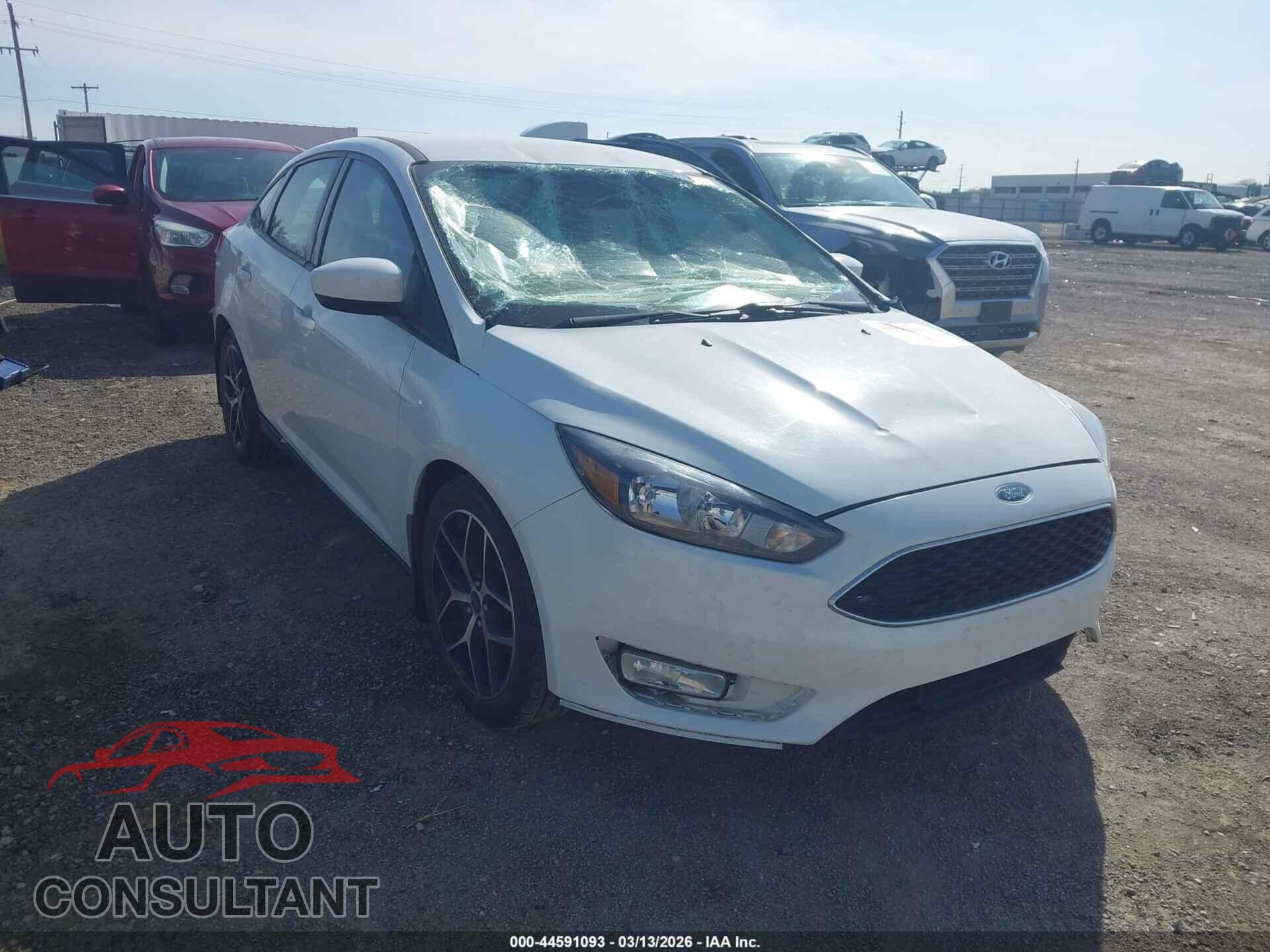 FORD FOCUS 2018 - 1FADP3F23JL308258