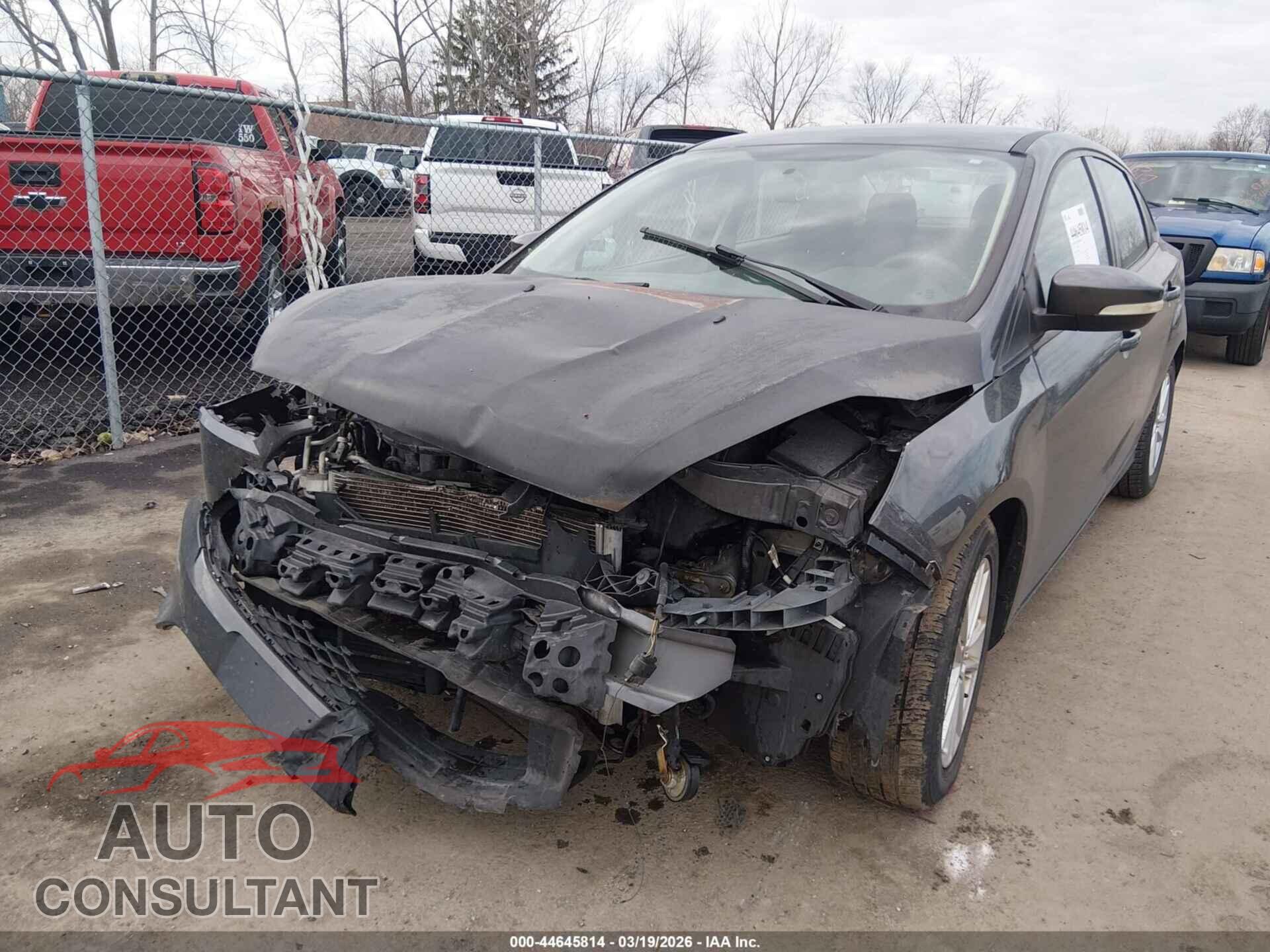 FORD FOCUS 2017 - 1FADP3F26HL209282