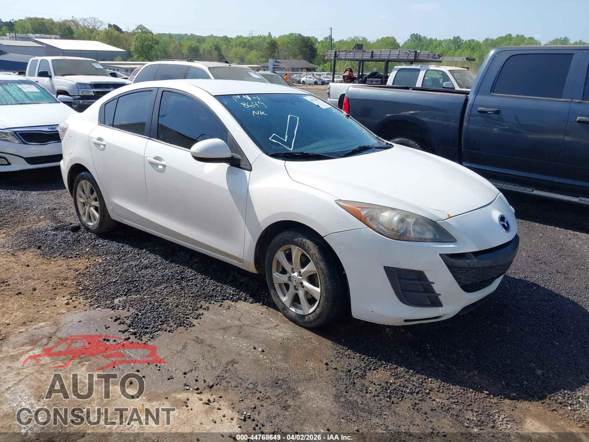 MAZDA MAZDA3 2011 - JM1BL1VF7B1401349