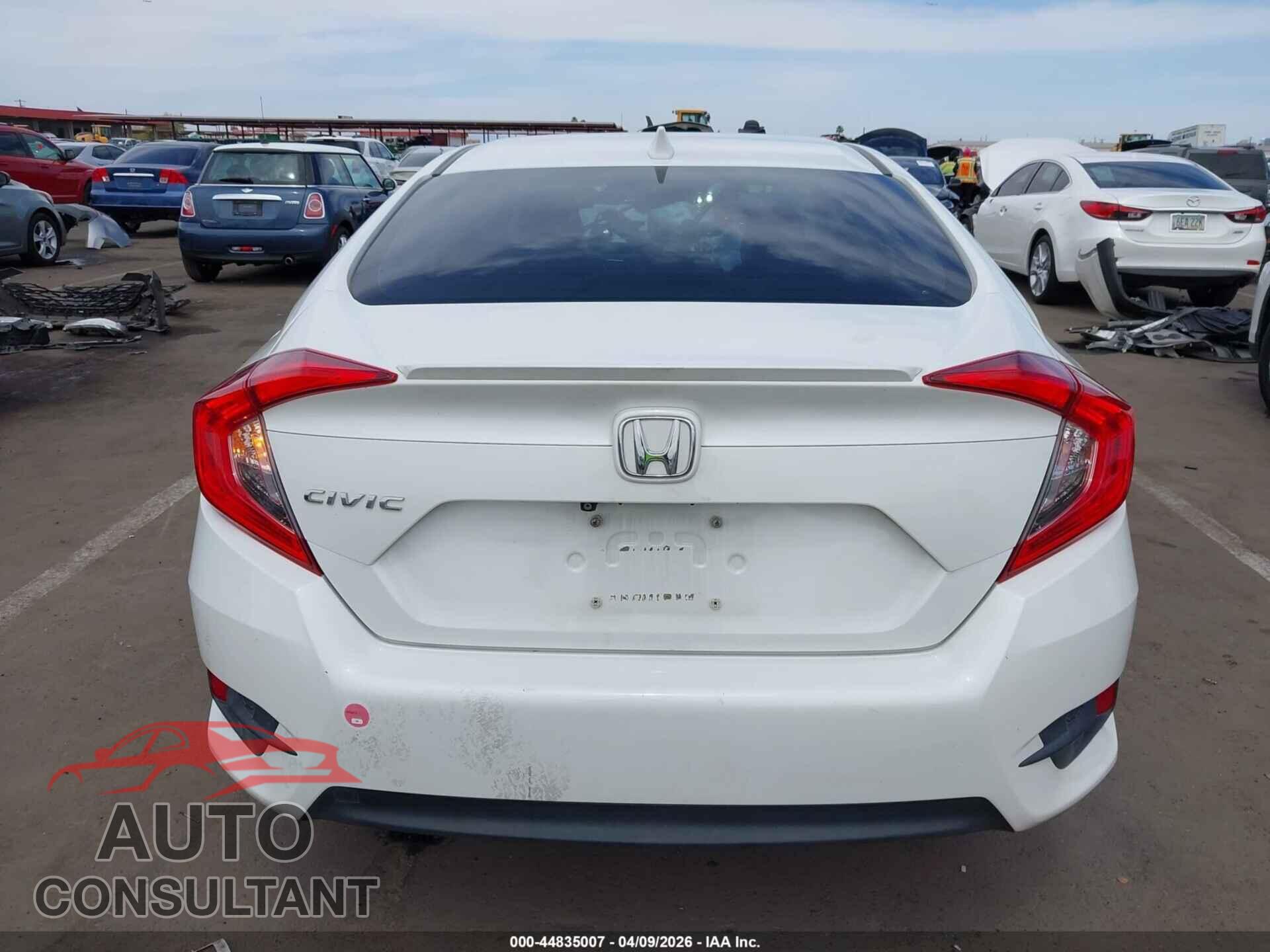 HONDA CIVIC 2018 - JHMFC1F33JX041724