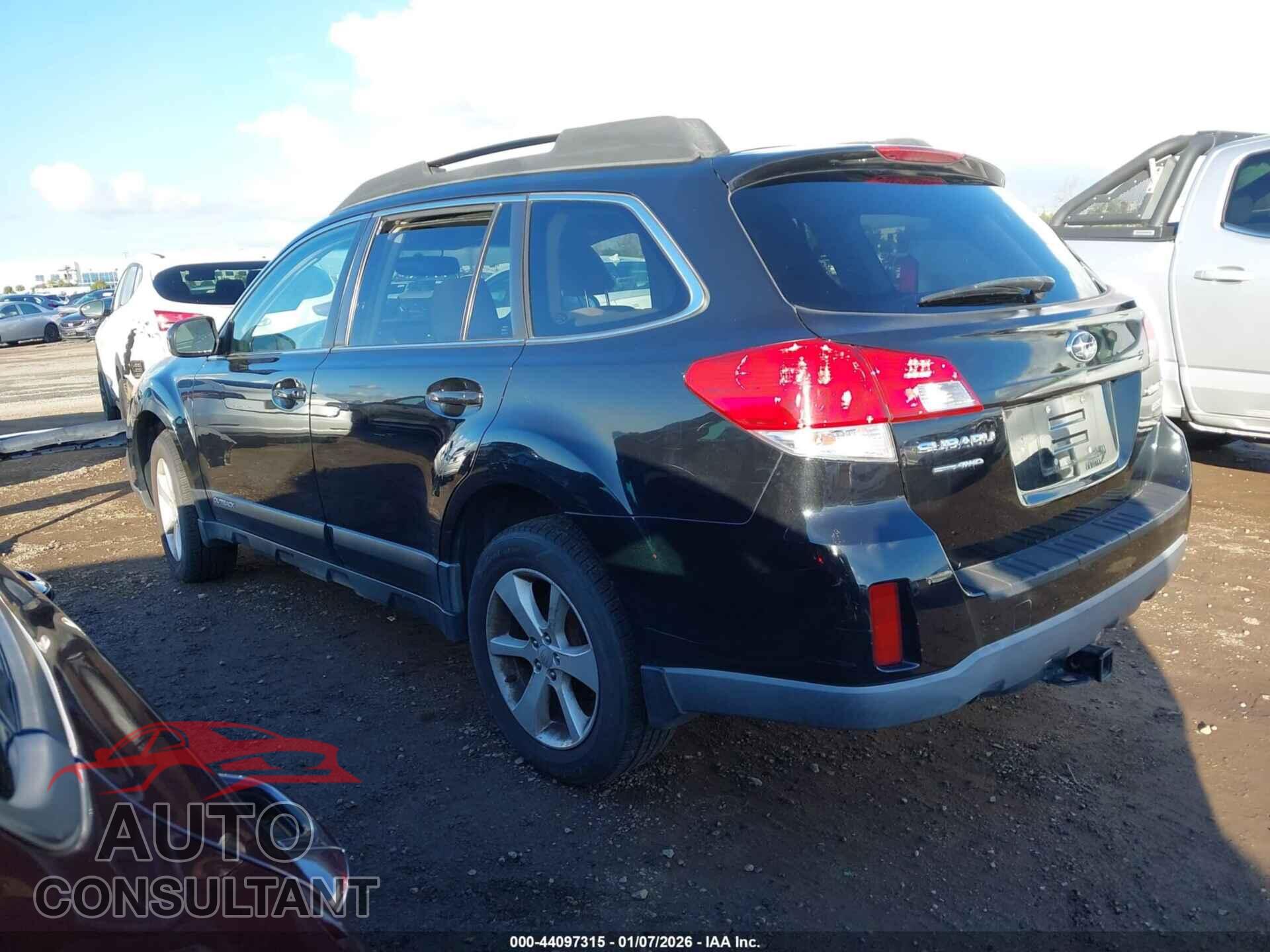 SUBARU OUTBACK 2013 - 4S4BRBCC3D3268329