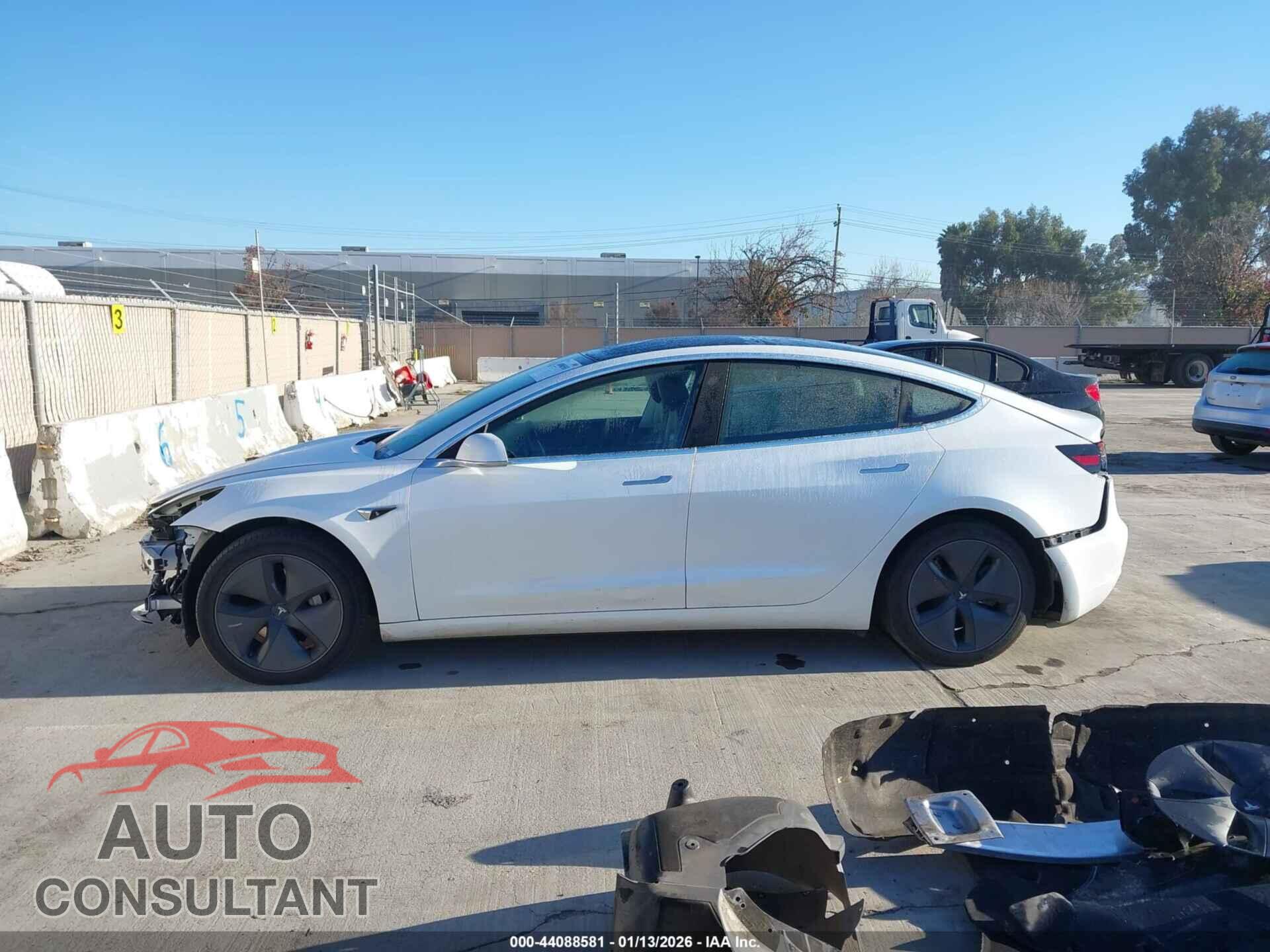 TESLA MODEL 3 2020 - 5YJ3E1EA2LF804599