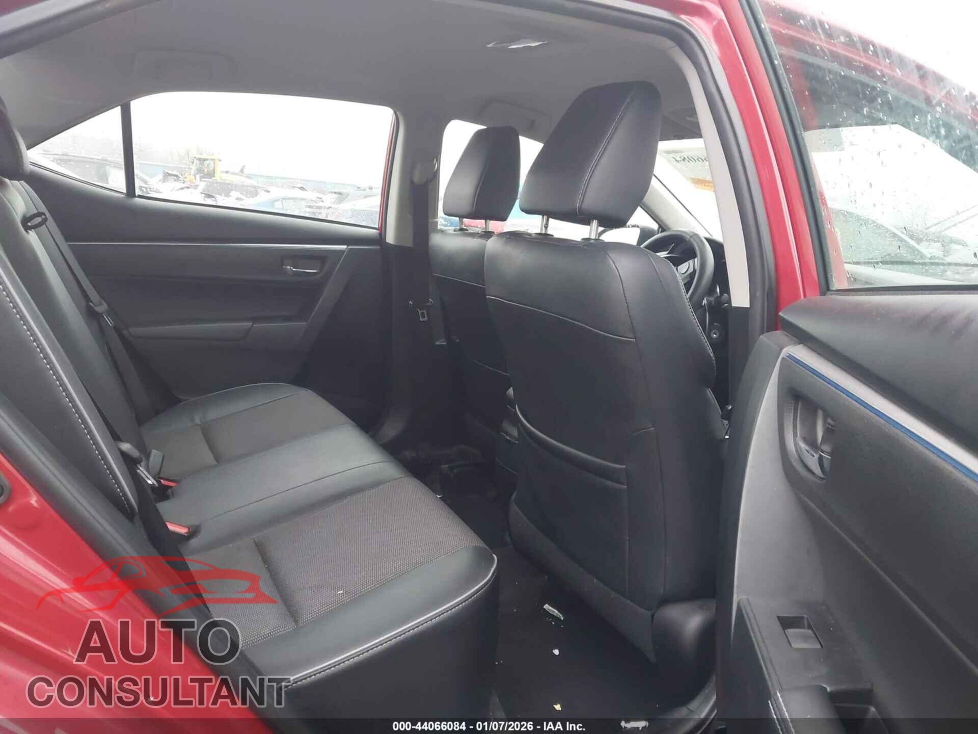 TOYOTA COROLLA 2015 - 2T1BURHE6FC251248