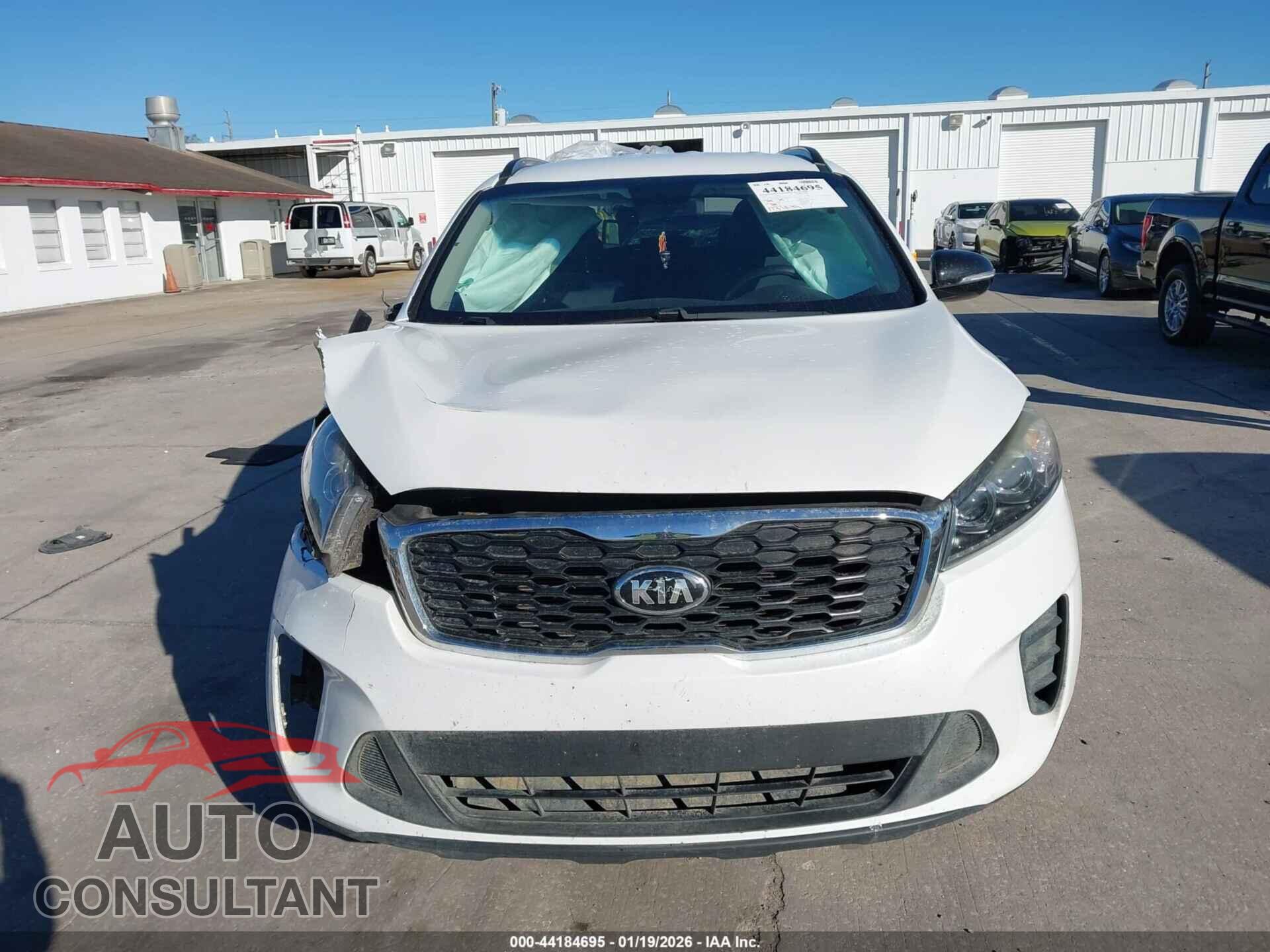KIA SORENTO 2019 - 5XYPG4A50KG596302