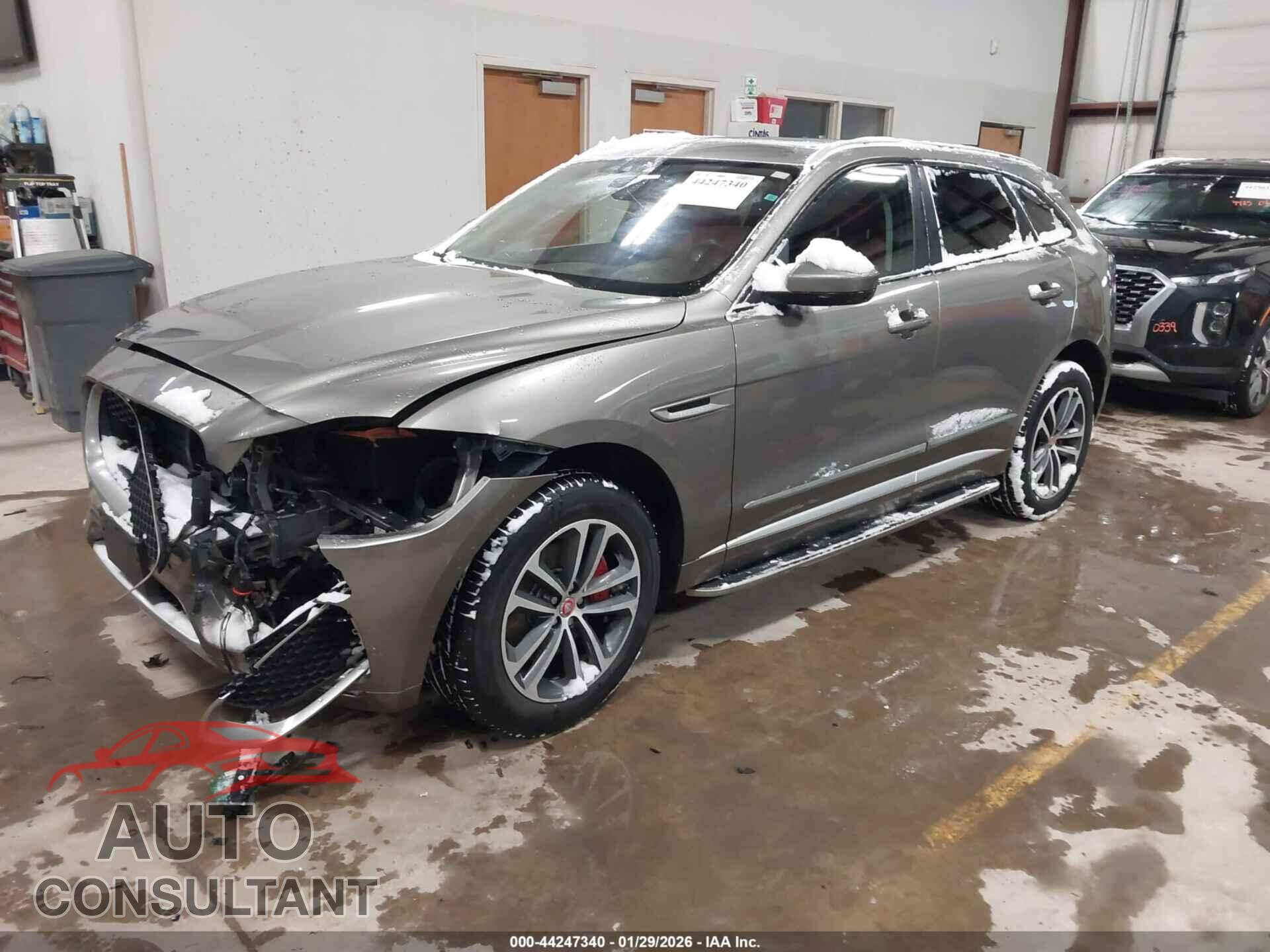 JAGUAR F-PACE 2018 - SADCM2FV3JA294767