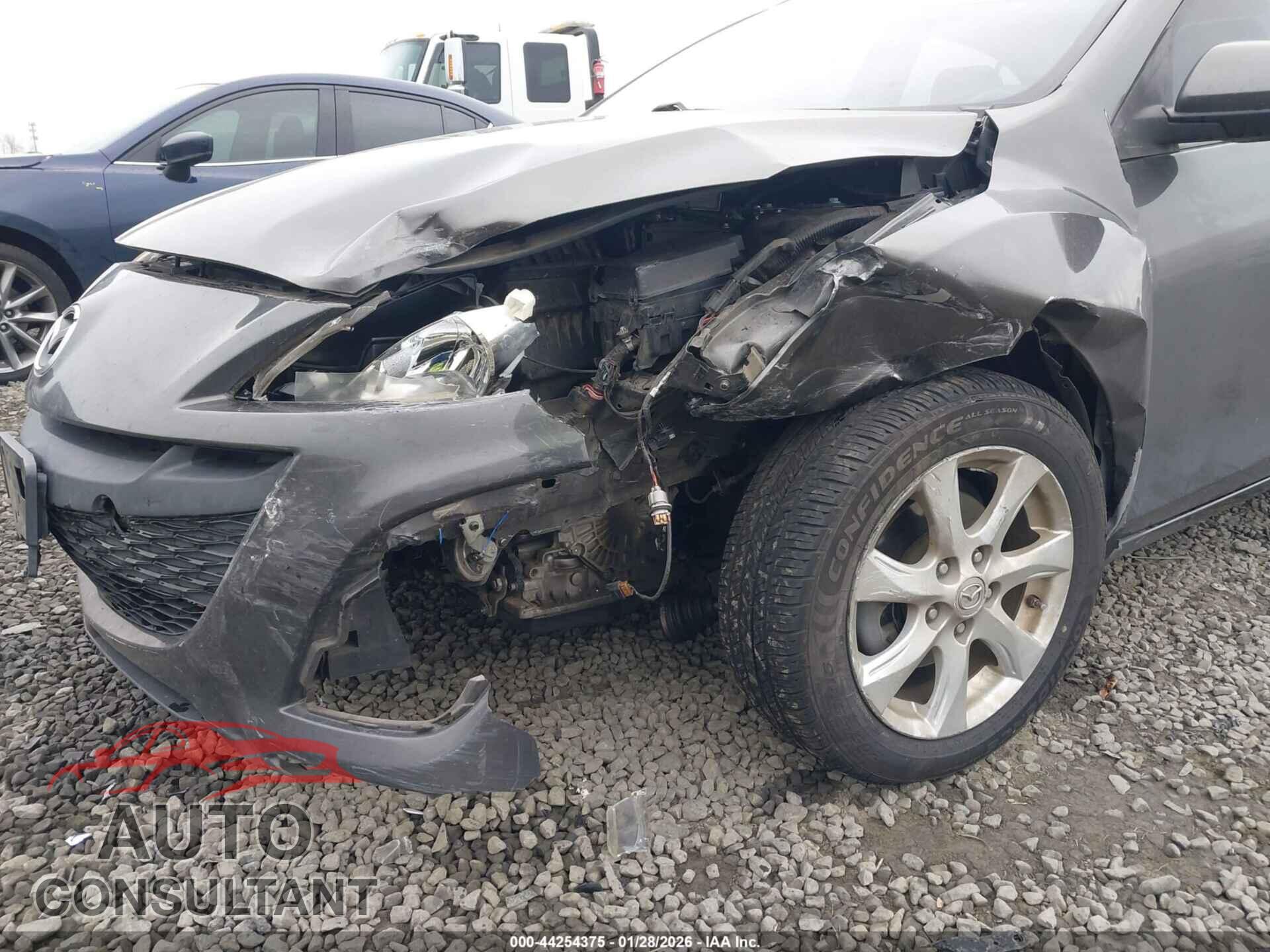MAZDA MAZDA3 2010 - JM1BL1SG5A1242326