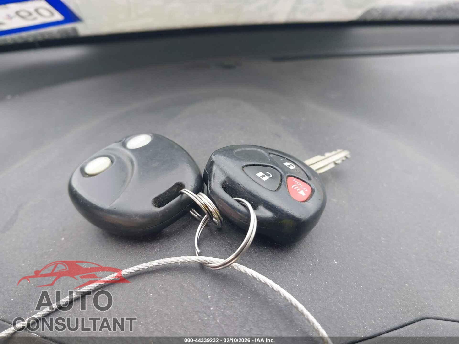 TOYOTA RAV4 2011 - 2T3BF4DV1BW100854