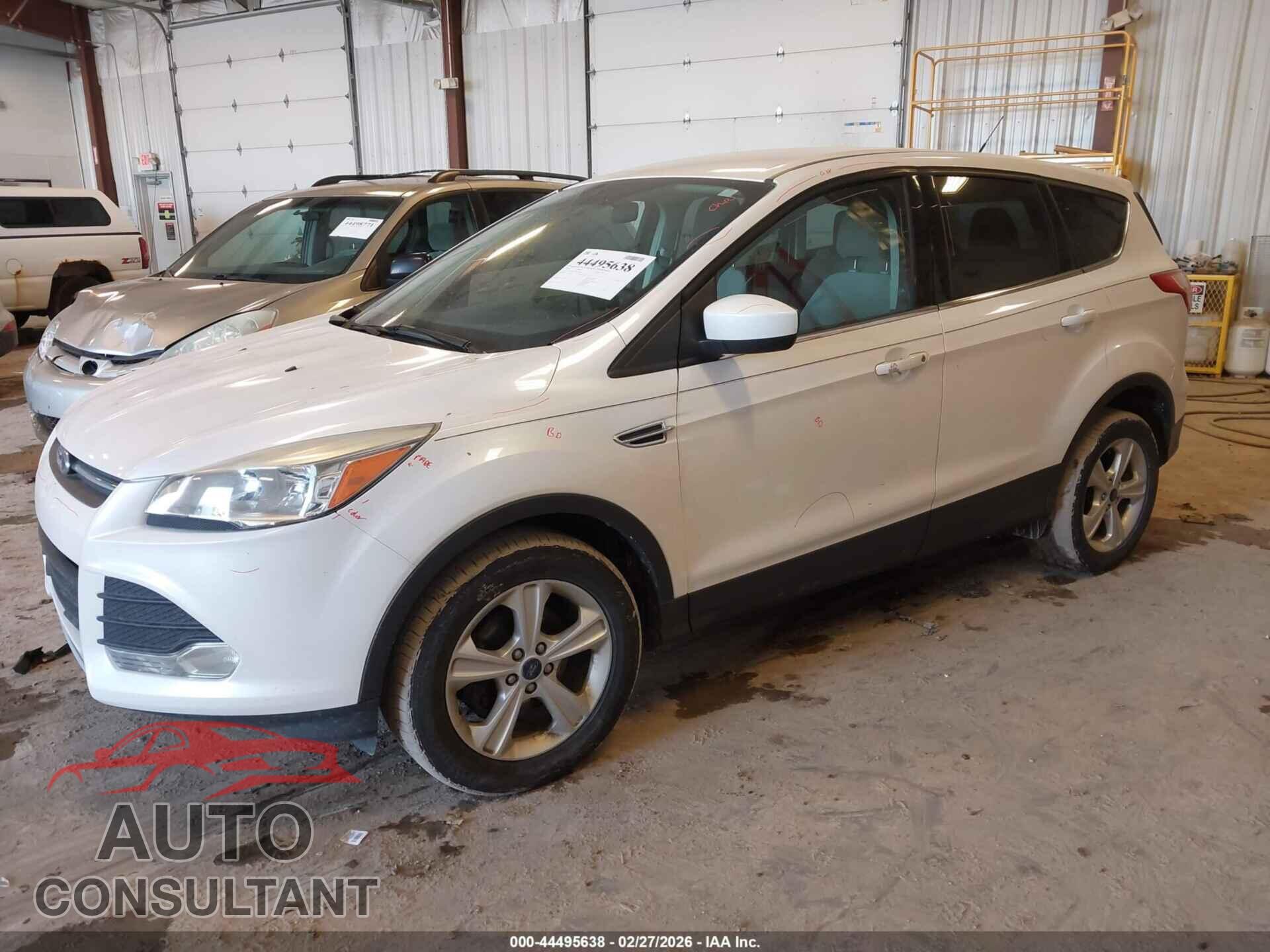 FORD ESCAPE 2014 - 1FMCU0GX7EUB44094