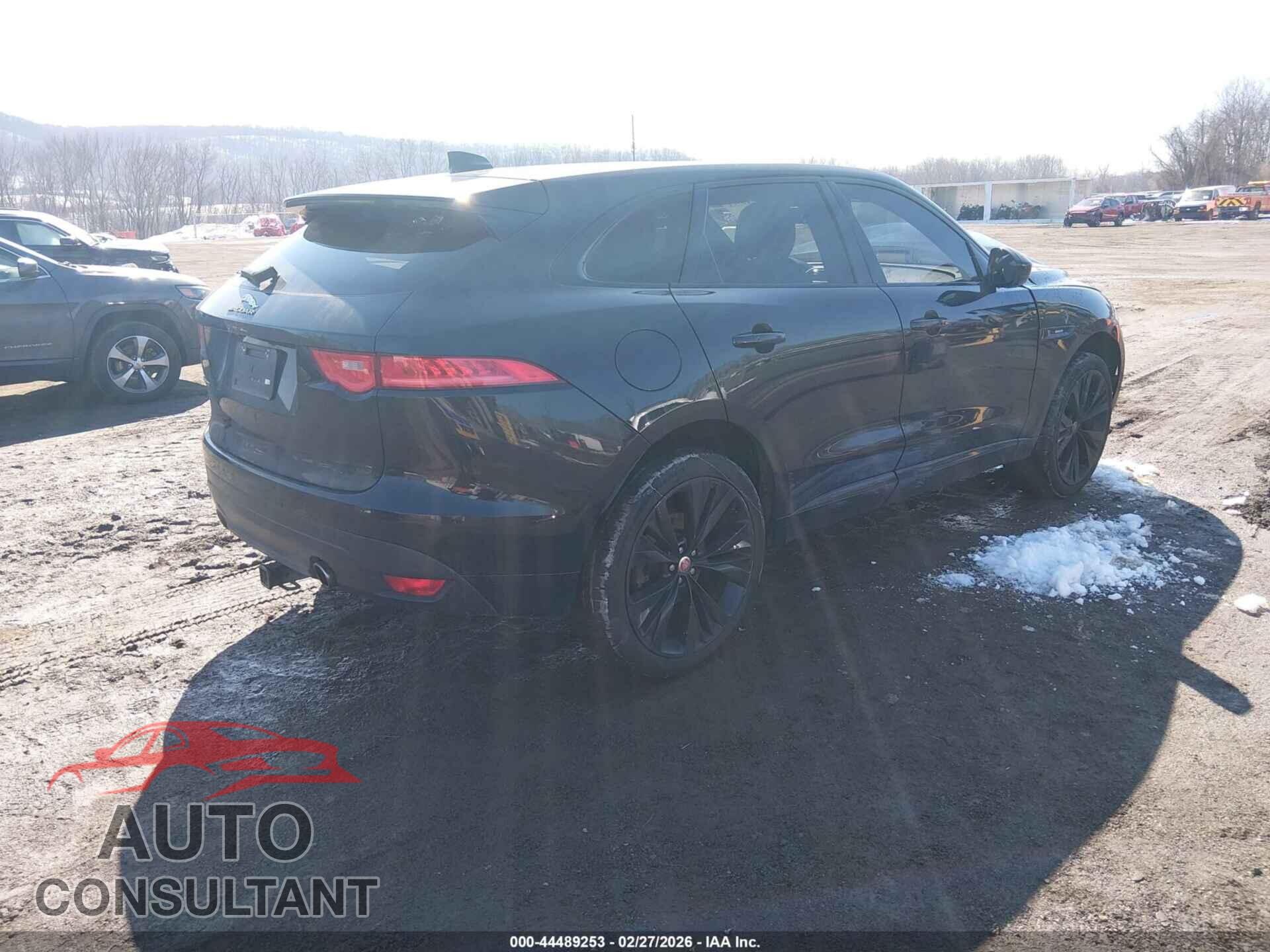 JAGUAR F-PACE 2017 - SADCL2BV7HA499835
