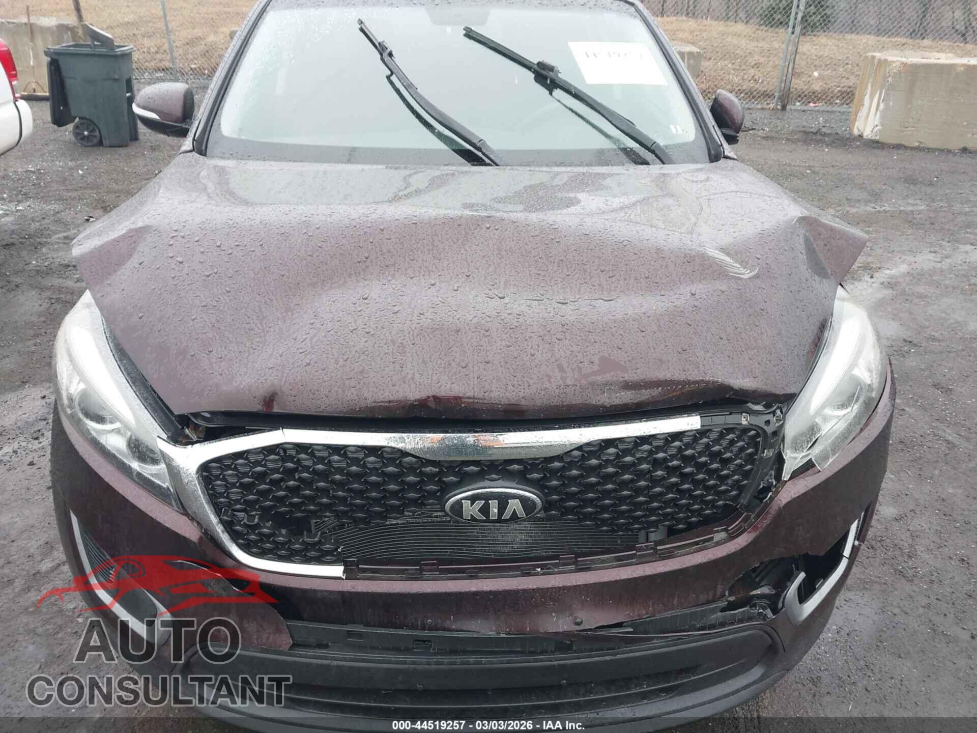 KIA SORENTO 2016 - 5XYPGDA32GG058450