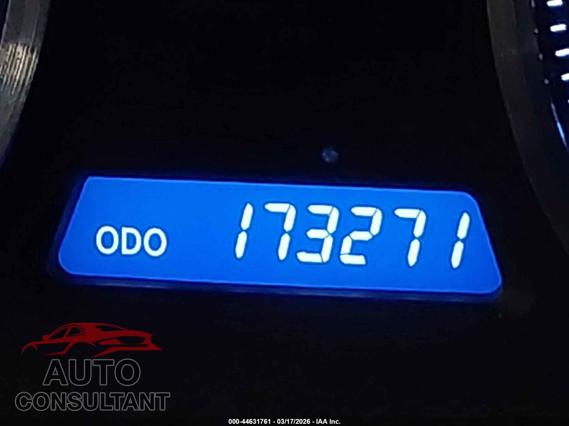 LEXUS IS 250 2011 - JTHCF5C20B5050164