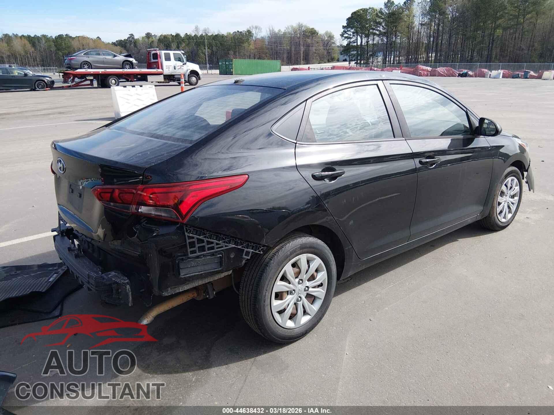 HYUNDAI ACCENT 2018 - 3KPC24A32JE032528
