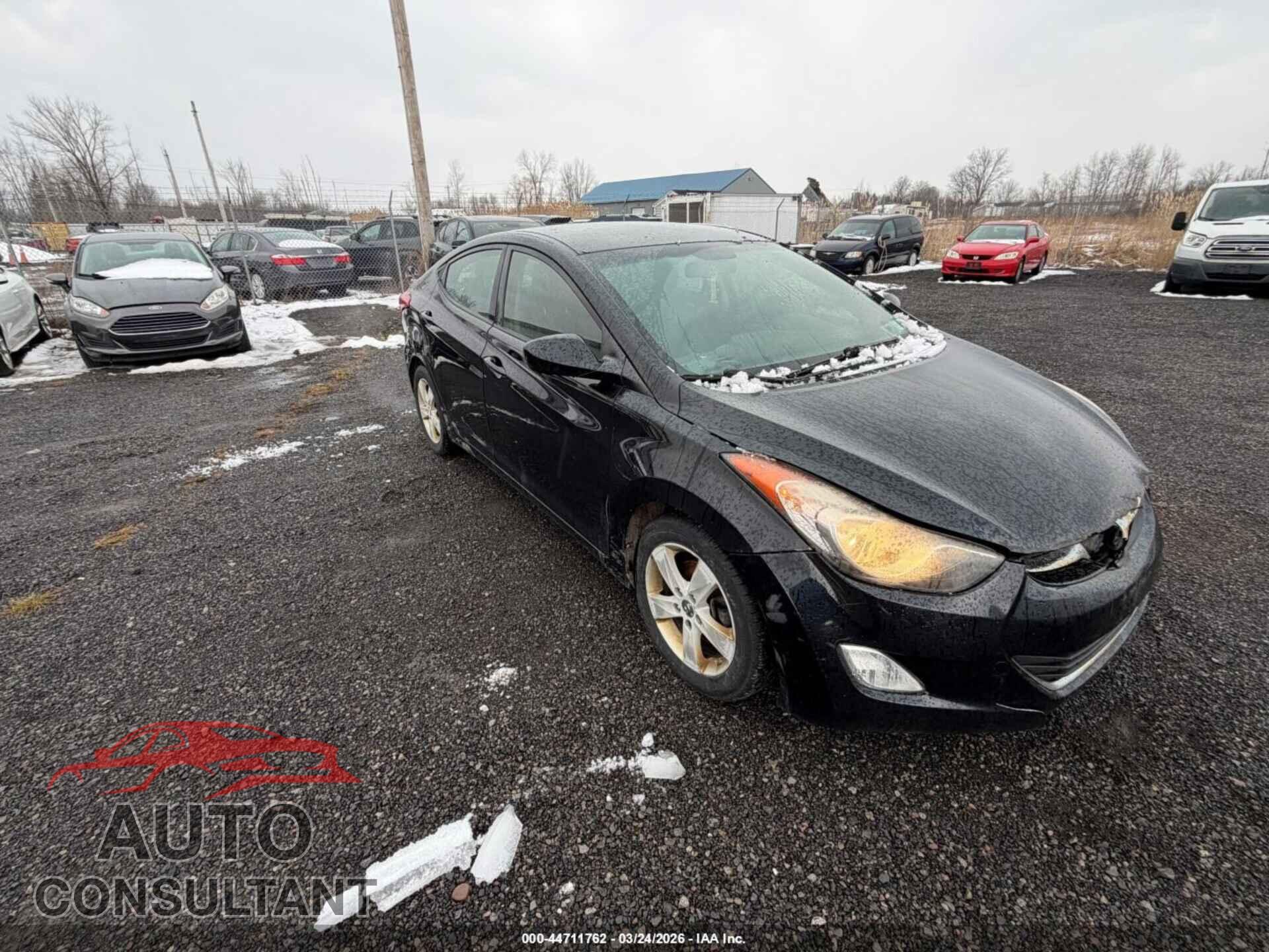 HYUNDAI ELANTRA 2013 - KMHDH4AE0DU866545