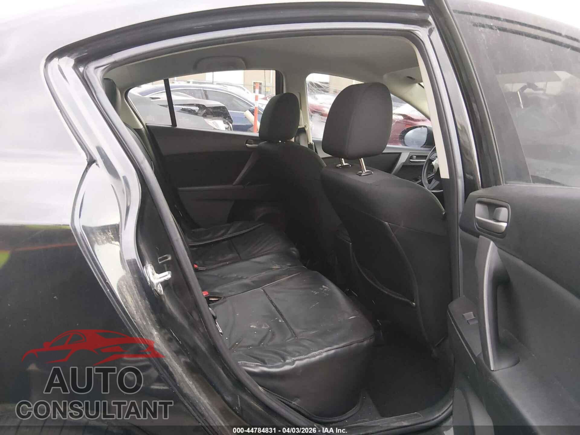 MAZDA MAZDA3 2013 - JM1BL1TF2D1847060