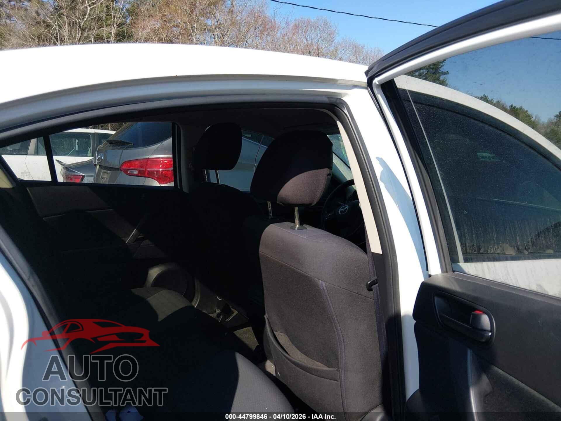 MAZDA MAZDA3 2011 - JM1BL1UG5B1356020