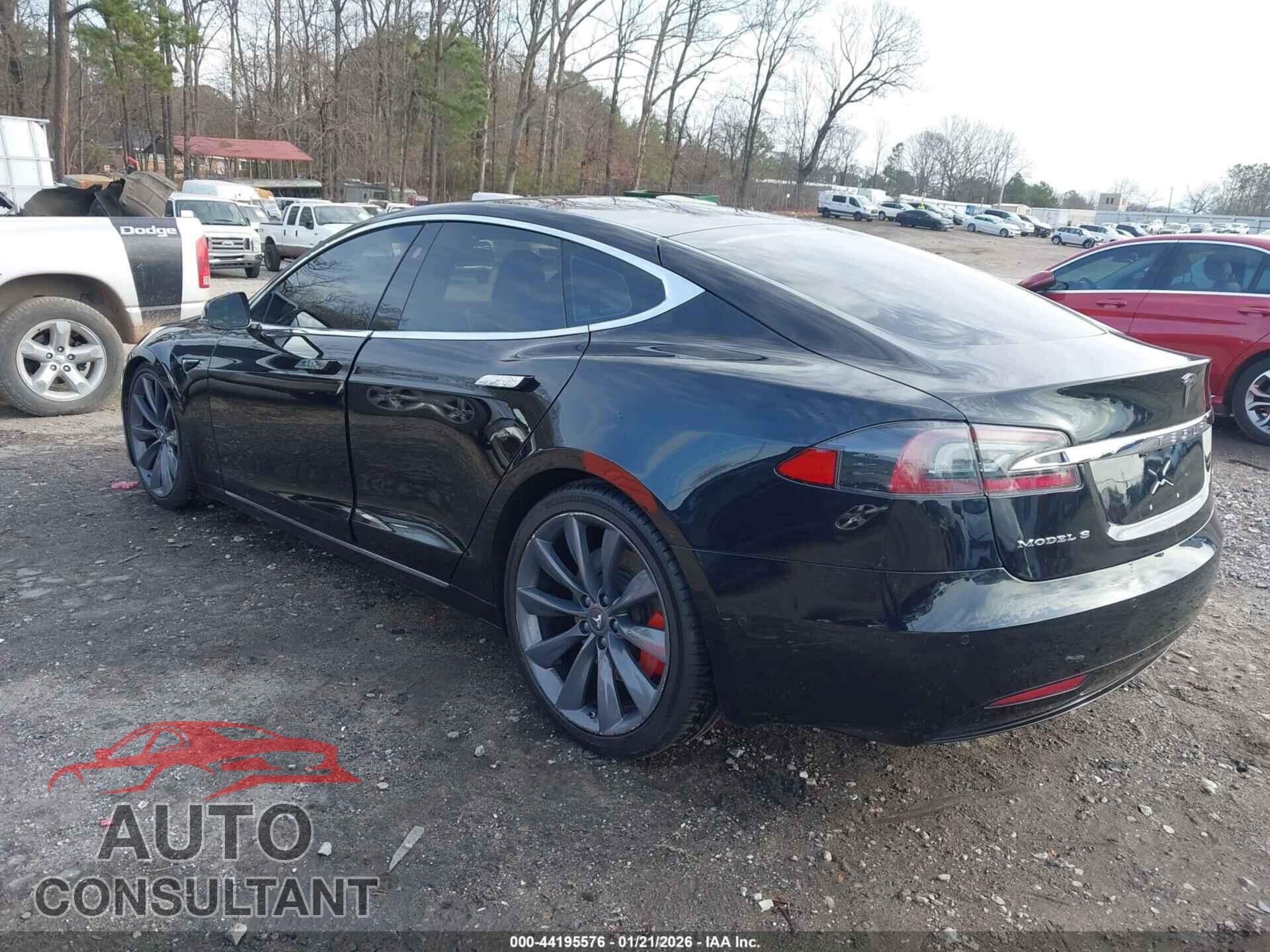 TESLA MODEL S 2017 - 5YJSA1E25HF184192