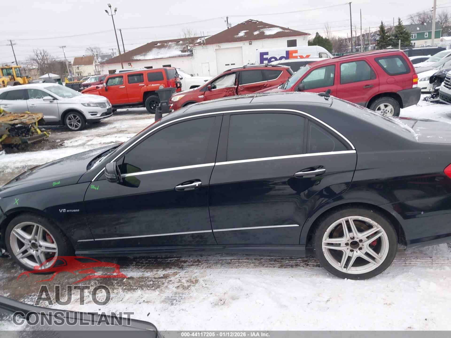 MERCEDES-BENZ E 550 2012 - WDDHF9BB0CA551411