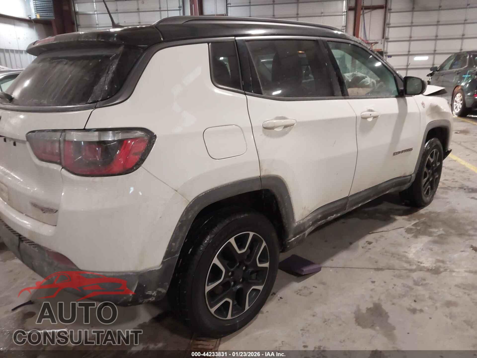 JEEP COMPASS 2020 - 3C4NJDDB7LT177271