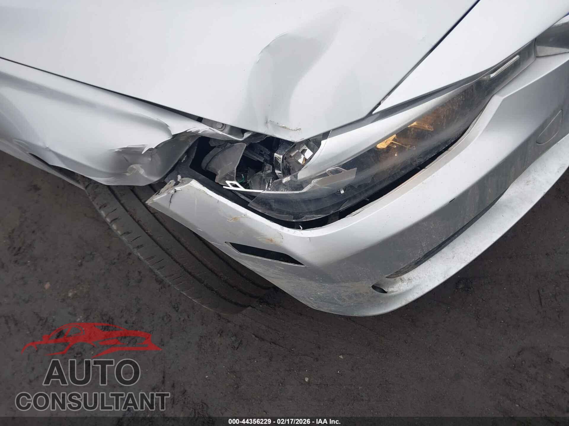 BMW 320I 2014 - WBA3C3C56EF983796