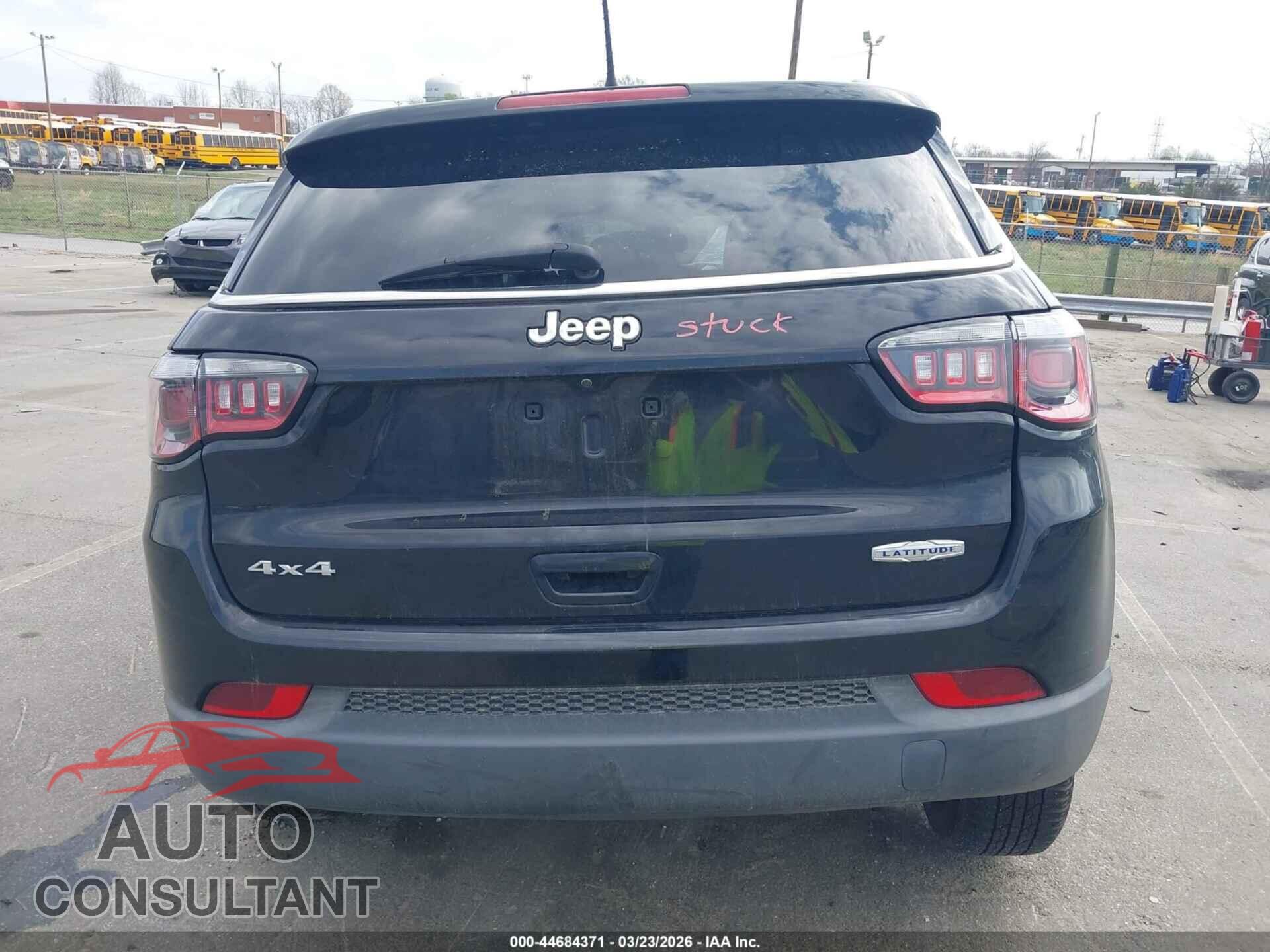 JEEP COMPASS 2020 - 3C4NJDBB0LT112877
