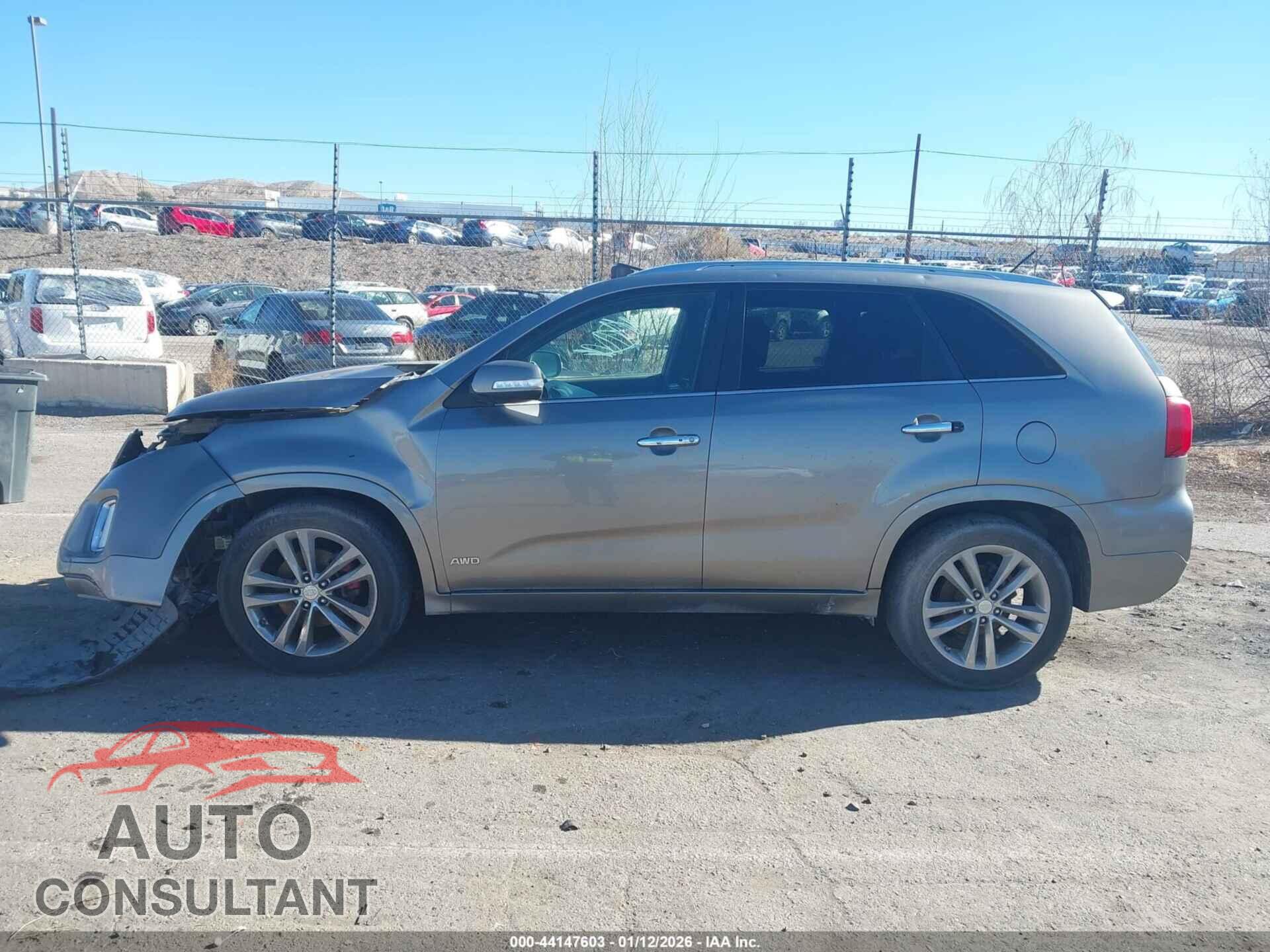 KIA SORENTO 2014 - 5XYKWDA79EG440326